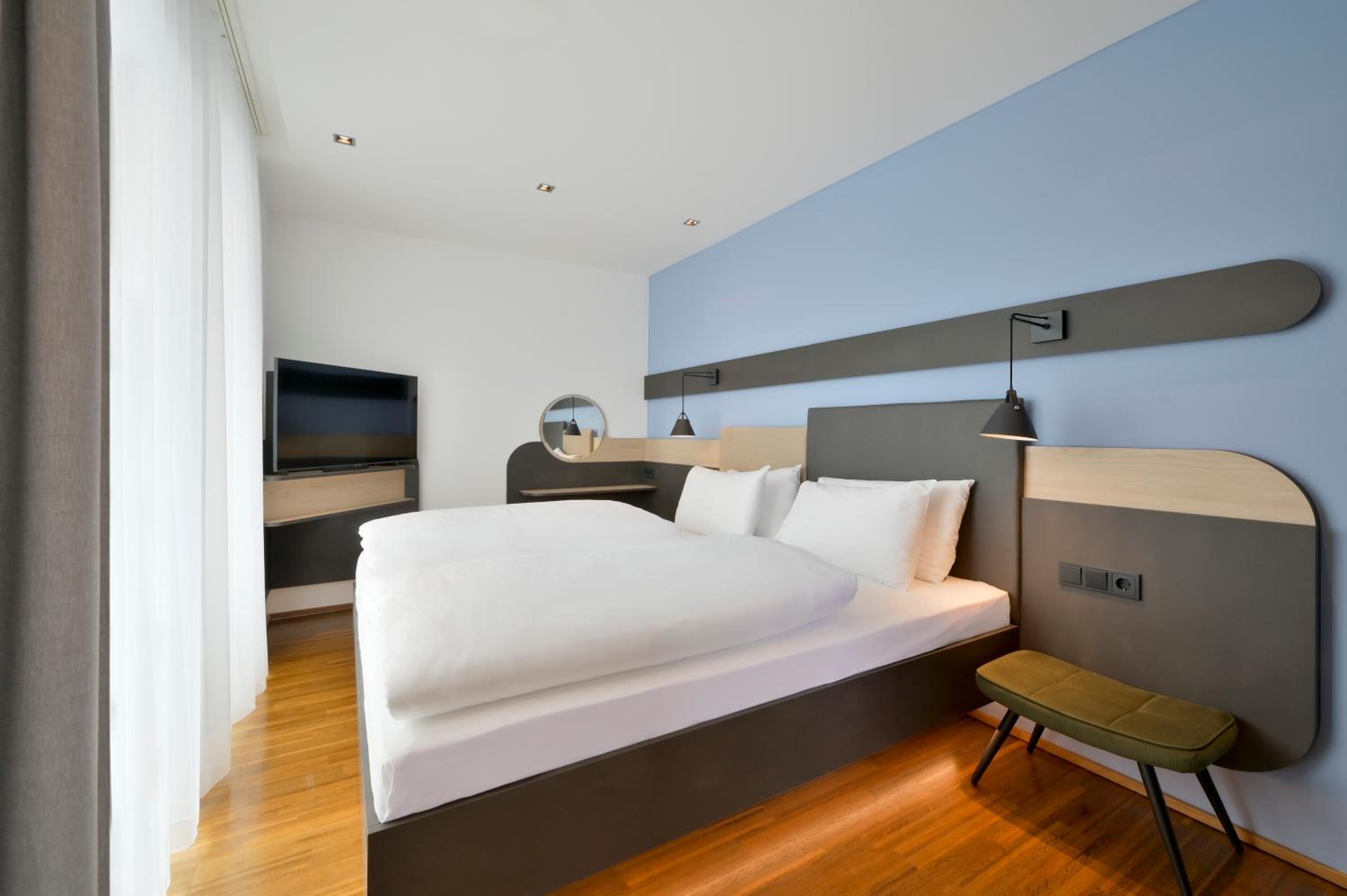 Three-Room Apartment with Double Bed and Balcony - Non-Smoking - Photo 11