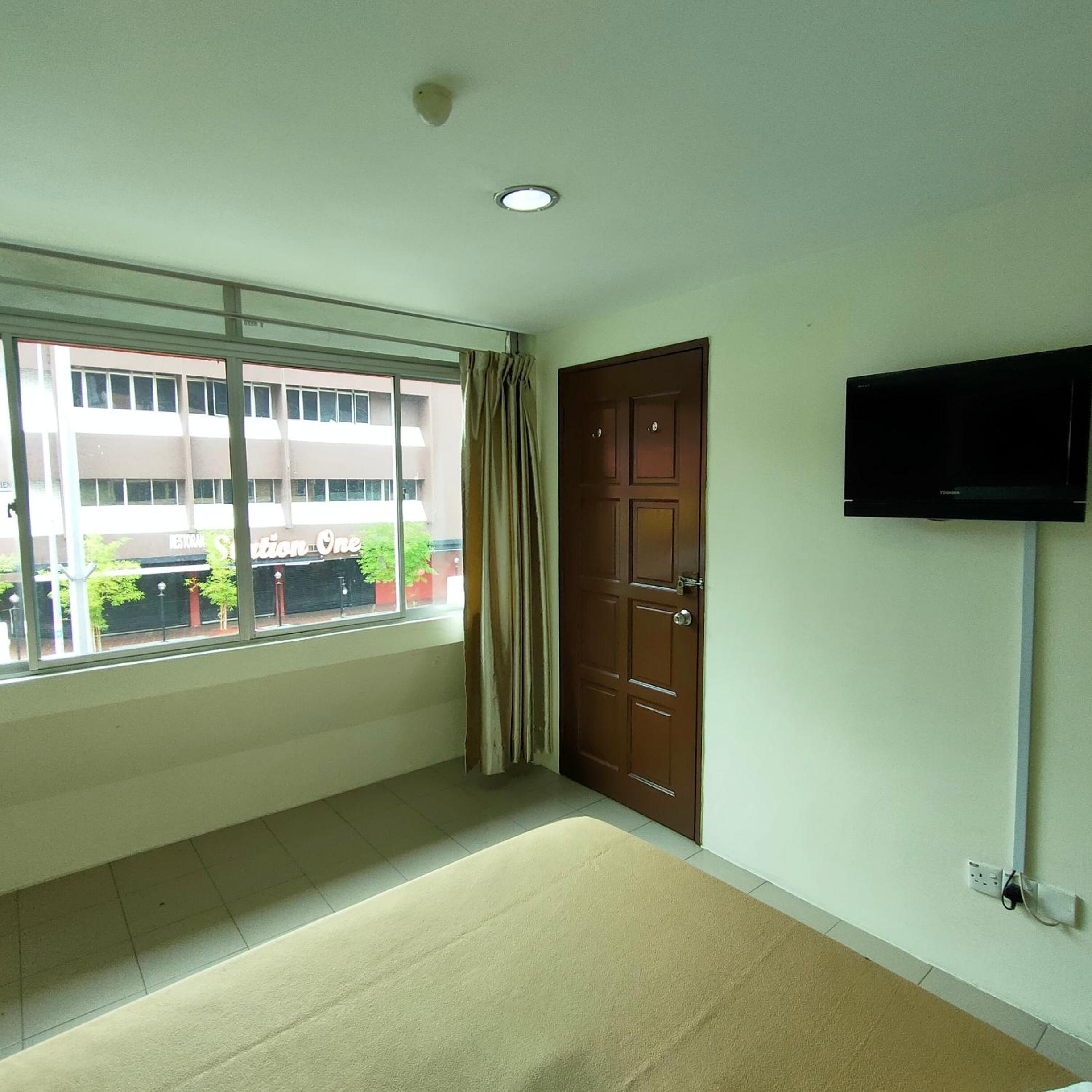 Standard Double Room - Photo 7