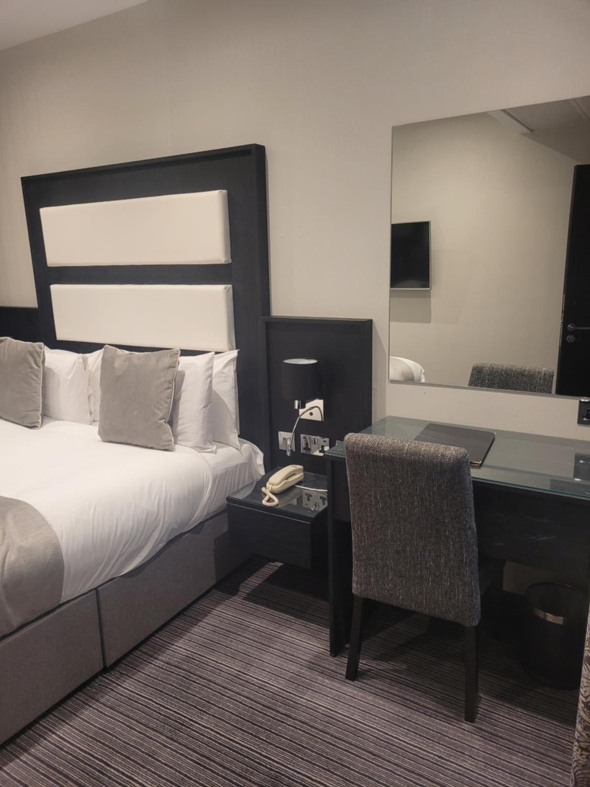 Economy Double Room photo 2