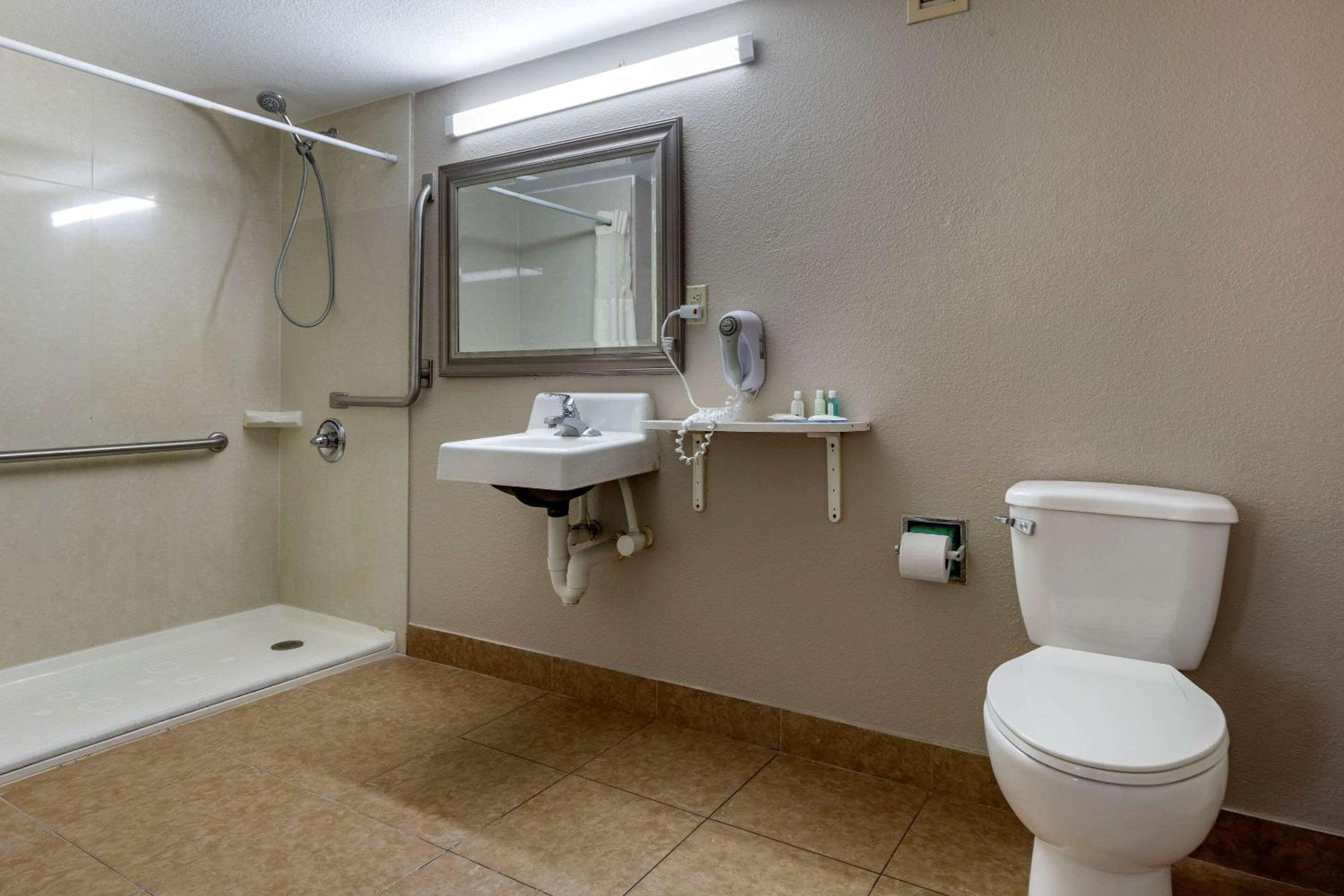 King Room - Disability Access/Non-Smoking - Photo 2