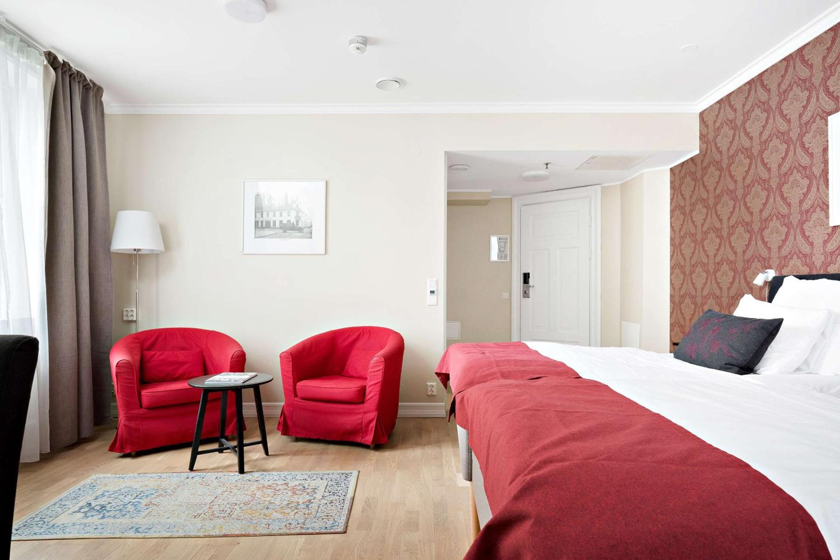 Superior Twin Room - Non-Smoking - Photo 9