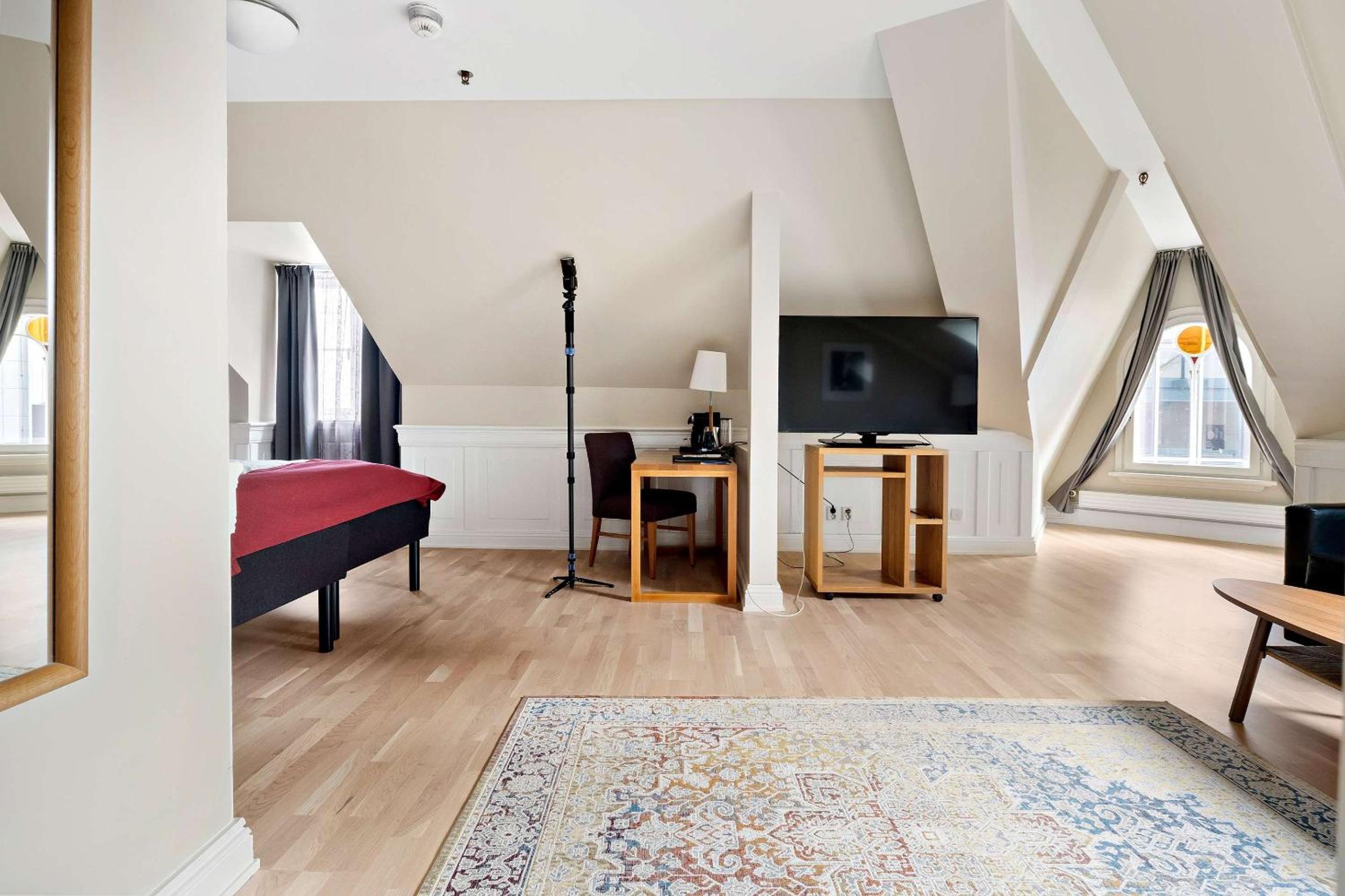 Superior Twin Room - Non-Smoking - Photo 11
