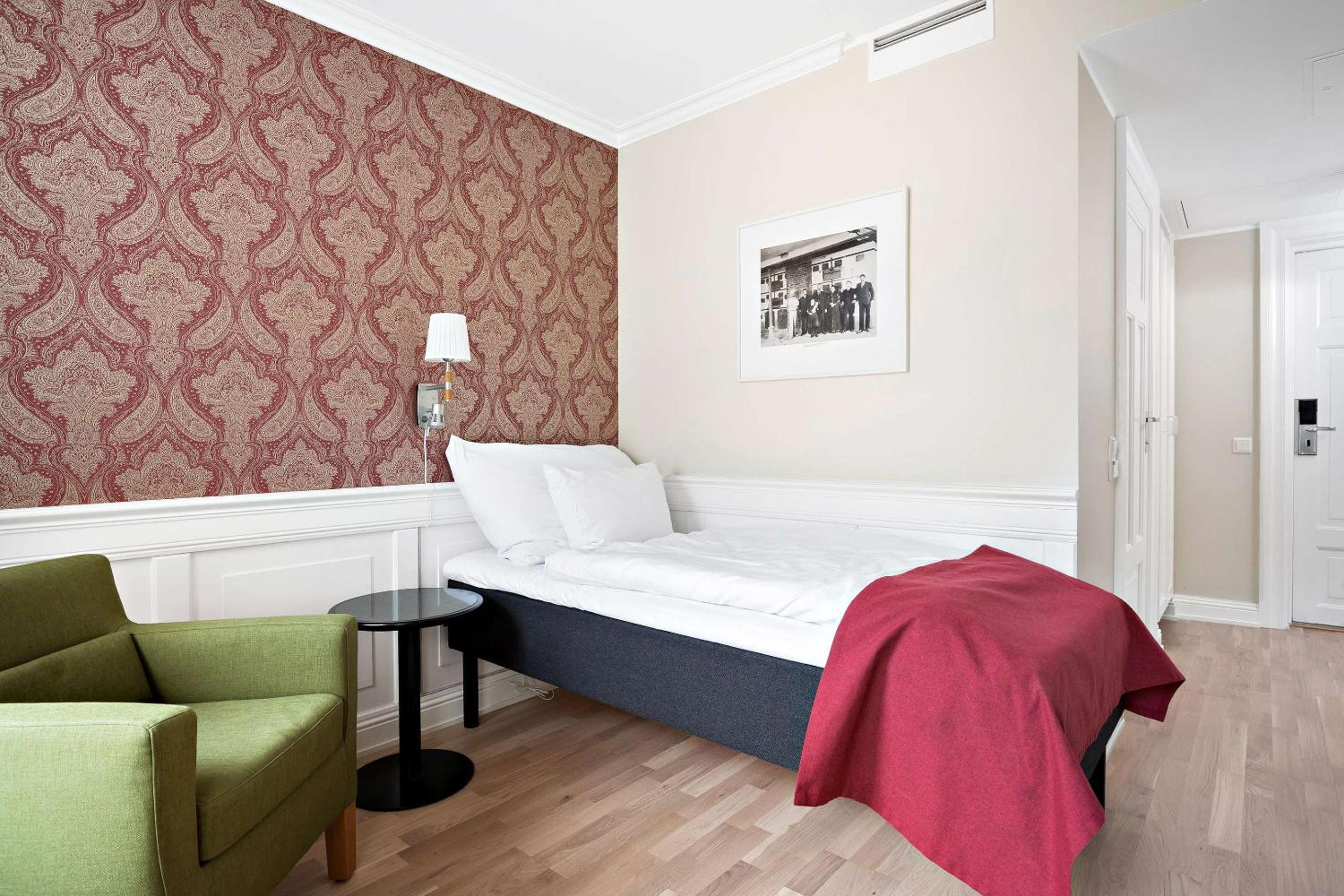 Standard Single Room - Non-Smoking - Photo 2