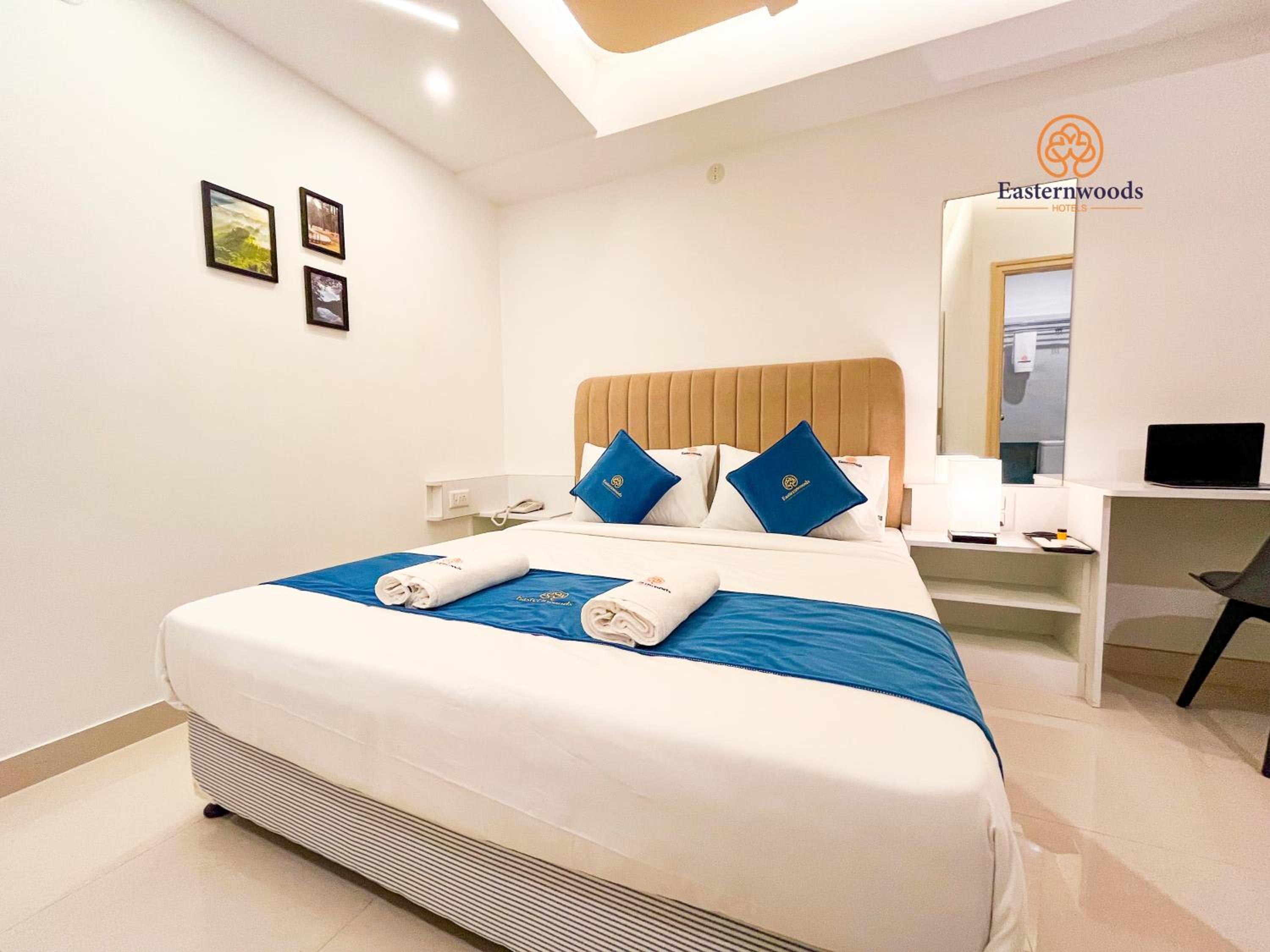 Deluxe King  Room - Photo 2