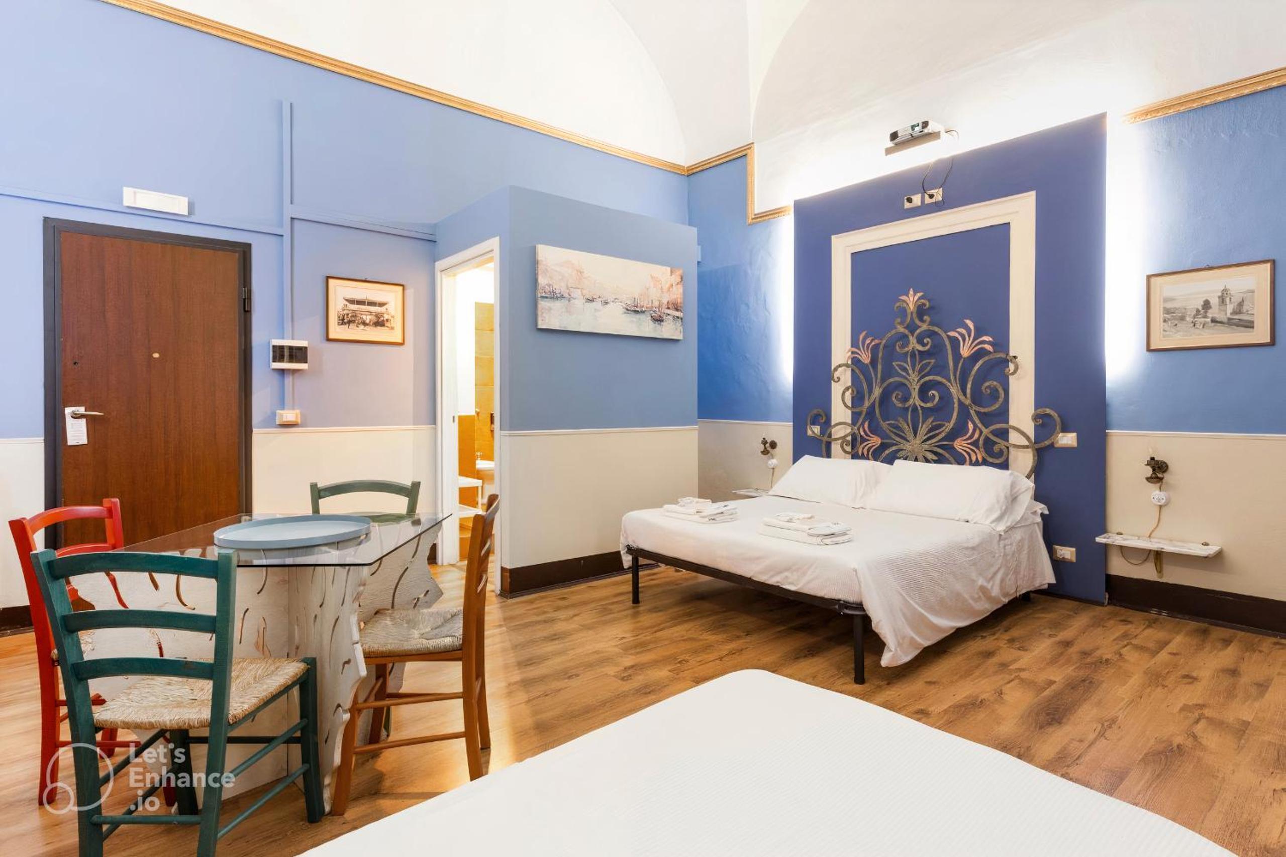 Triple Room with Private Bathroom - Photo 6