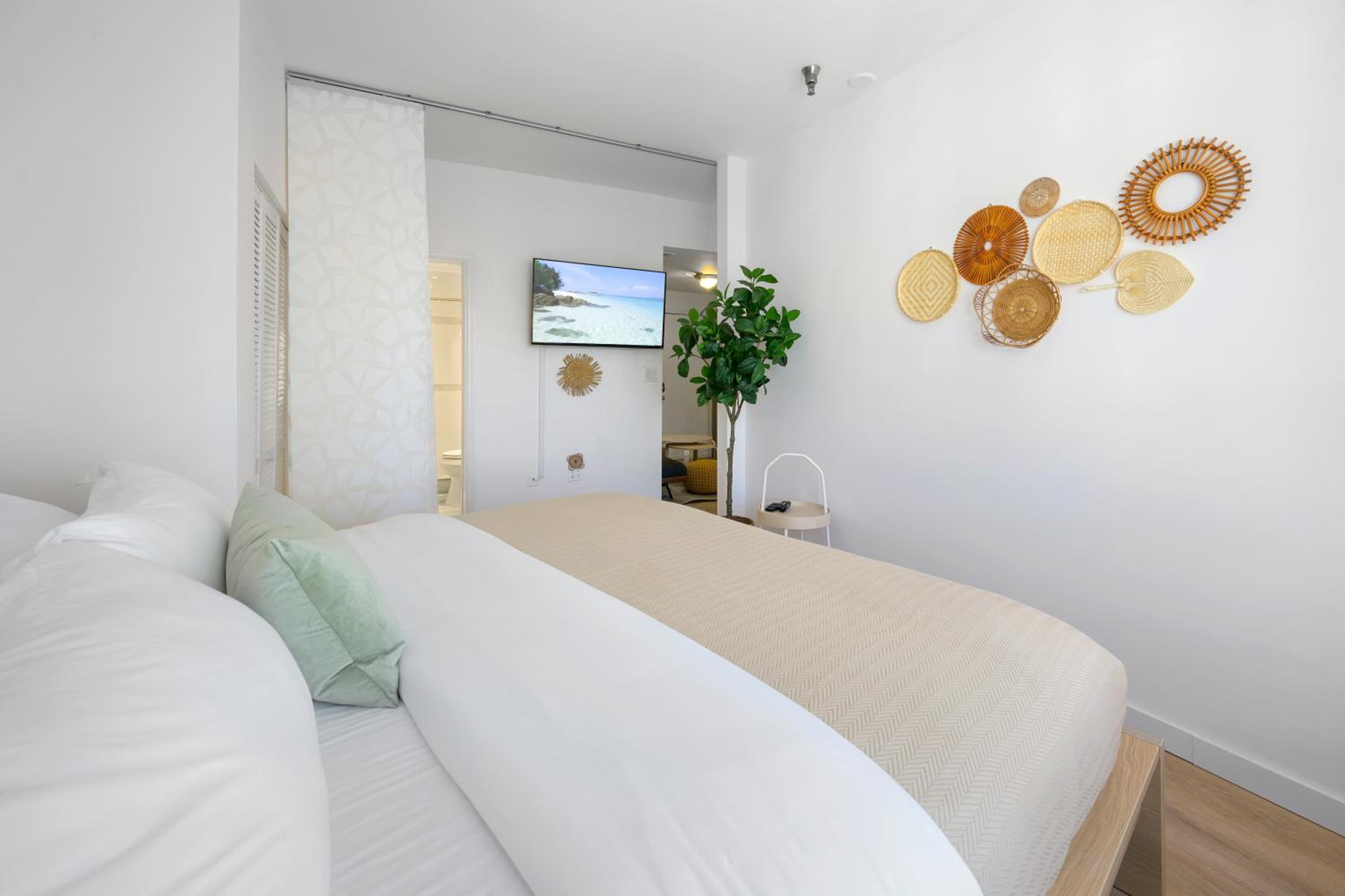 Two-Bedroom Apartment - Photo 13