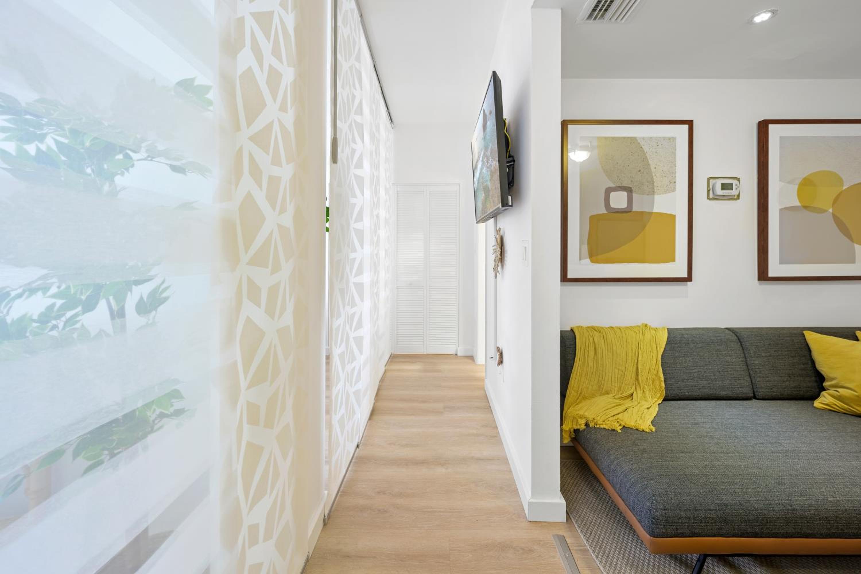 Two-Bedroom Apartment - Photo 11