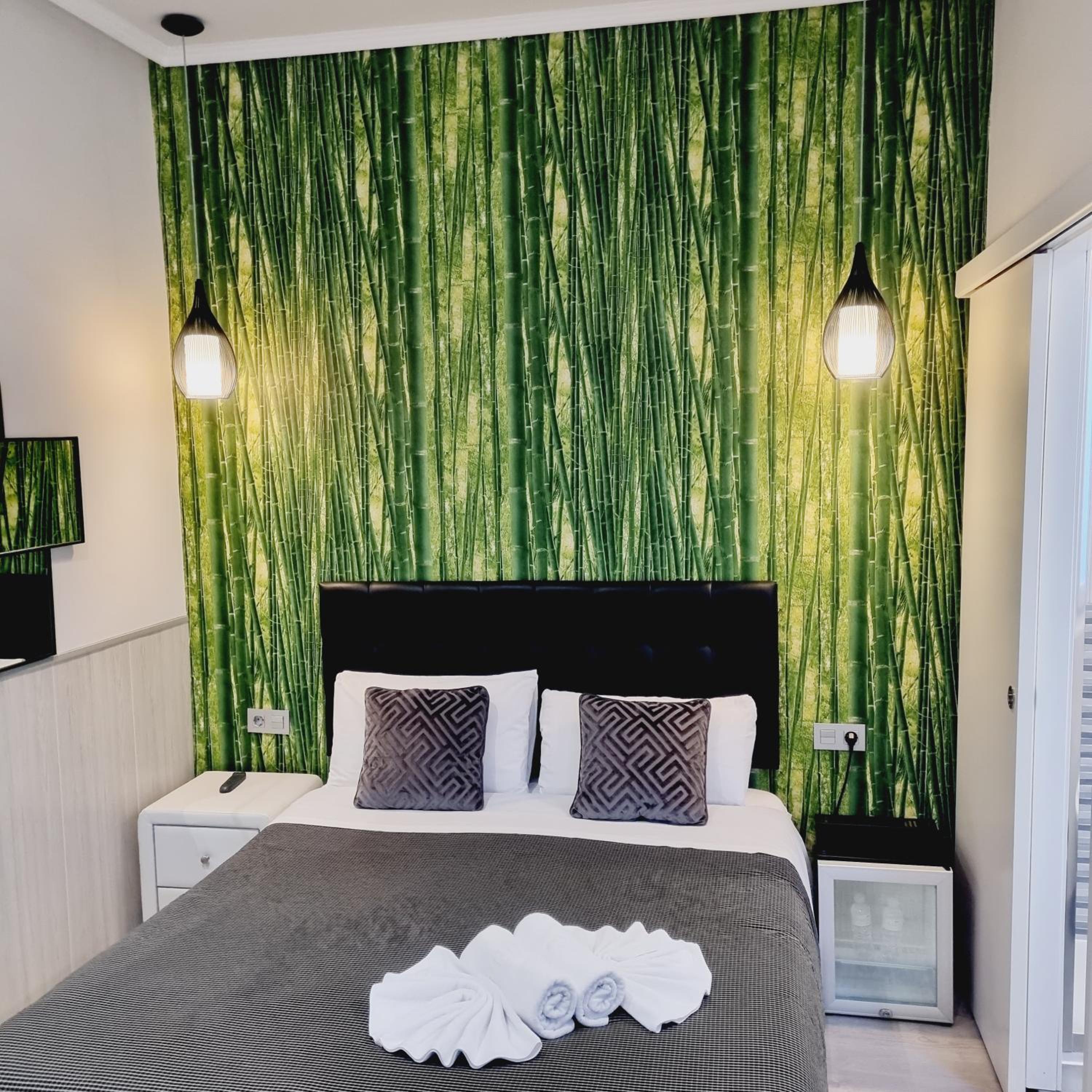 Double Room - Photo 6