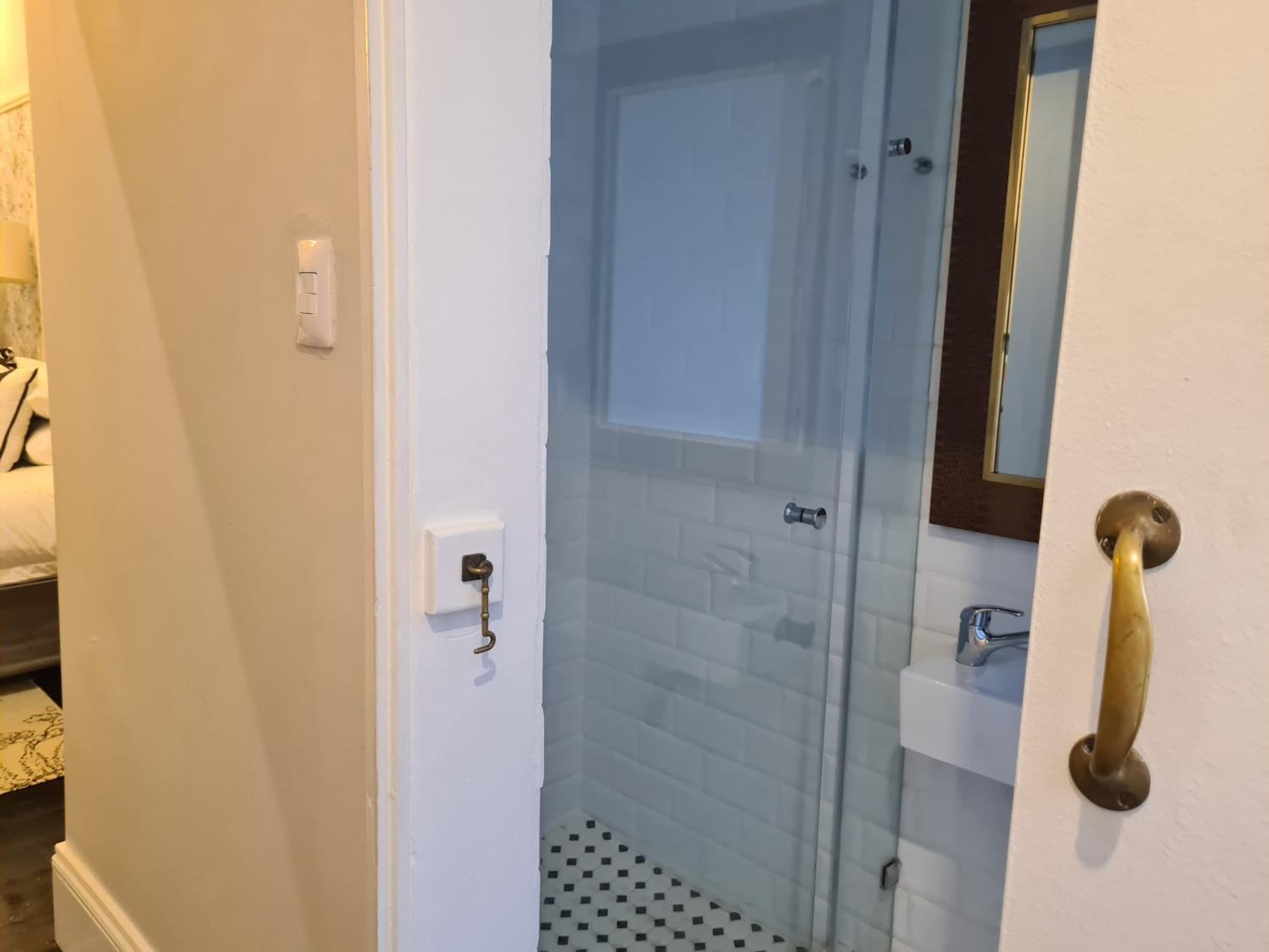 Deluxe Suite photo 3