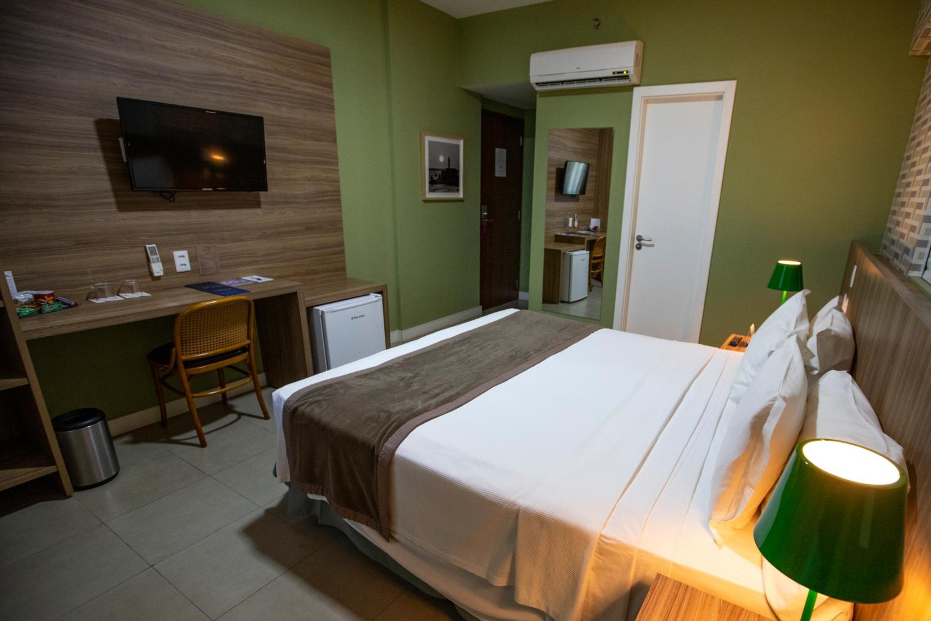 Standard Double or Twin Room photo 3