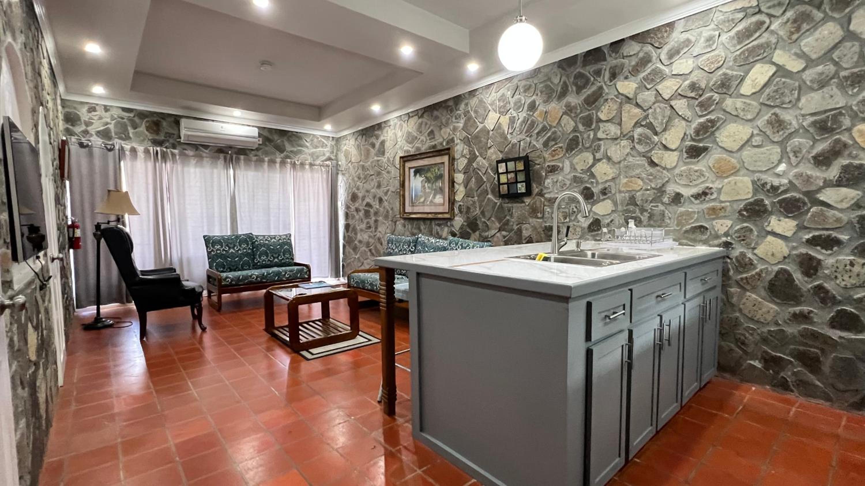 Family Suite photo 3