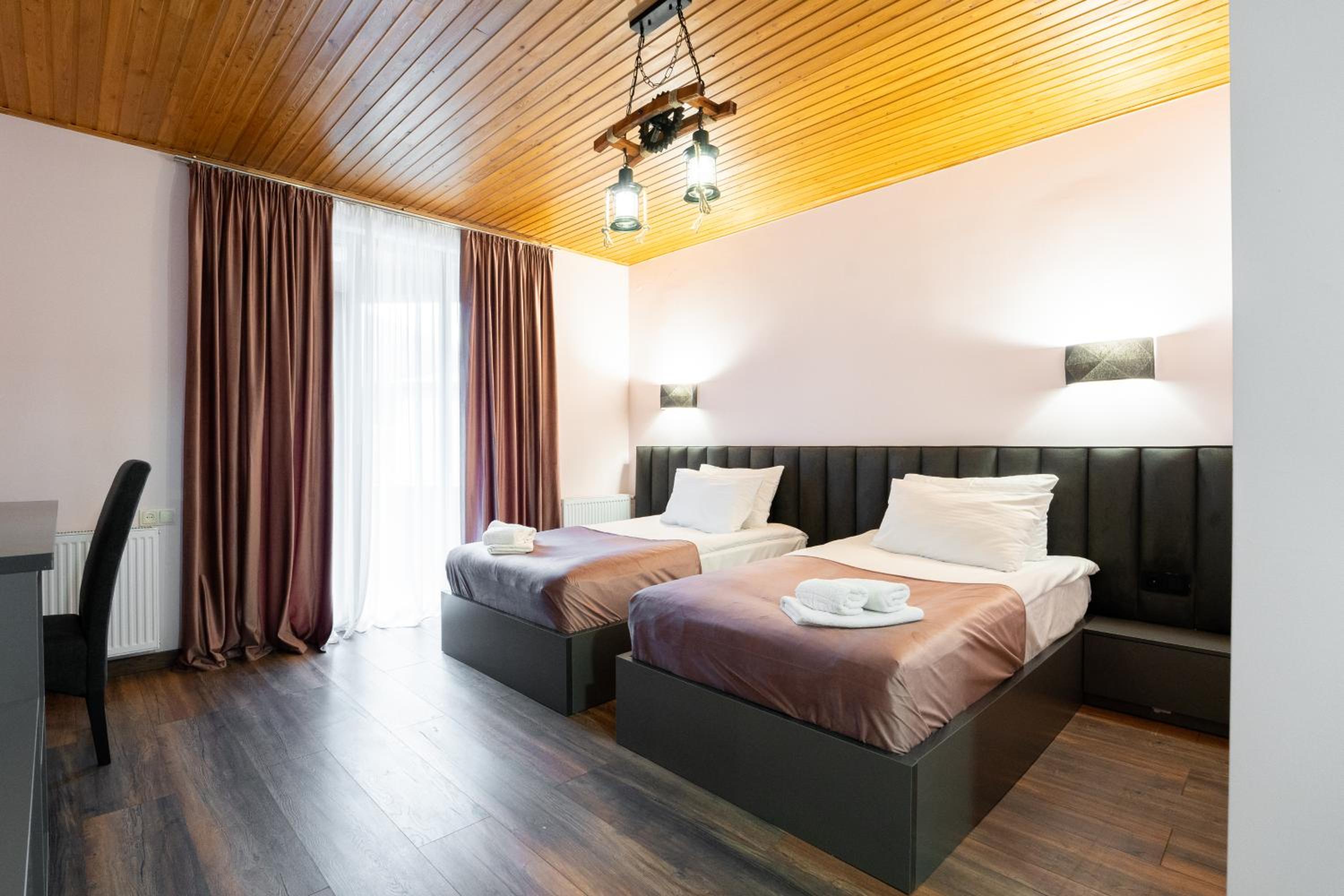 Deluxe Twin Room photo 1