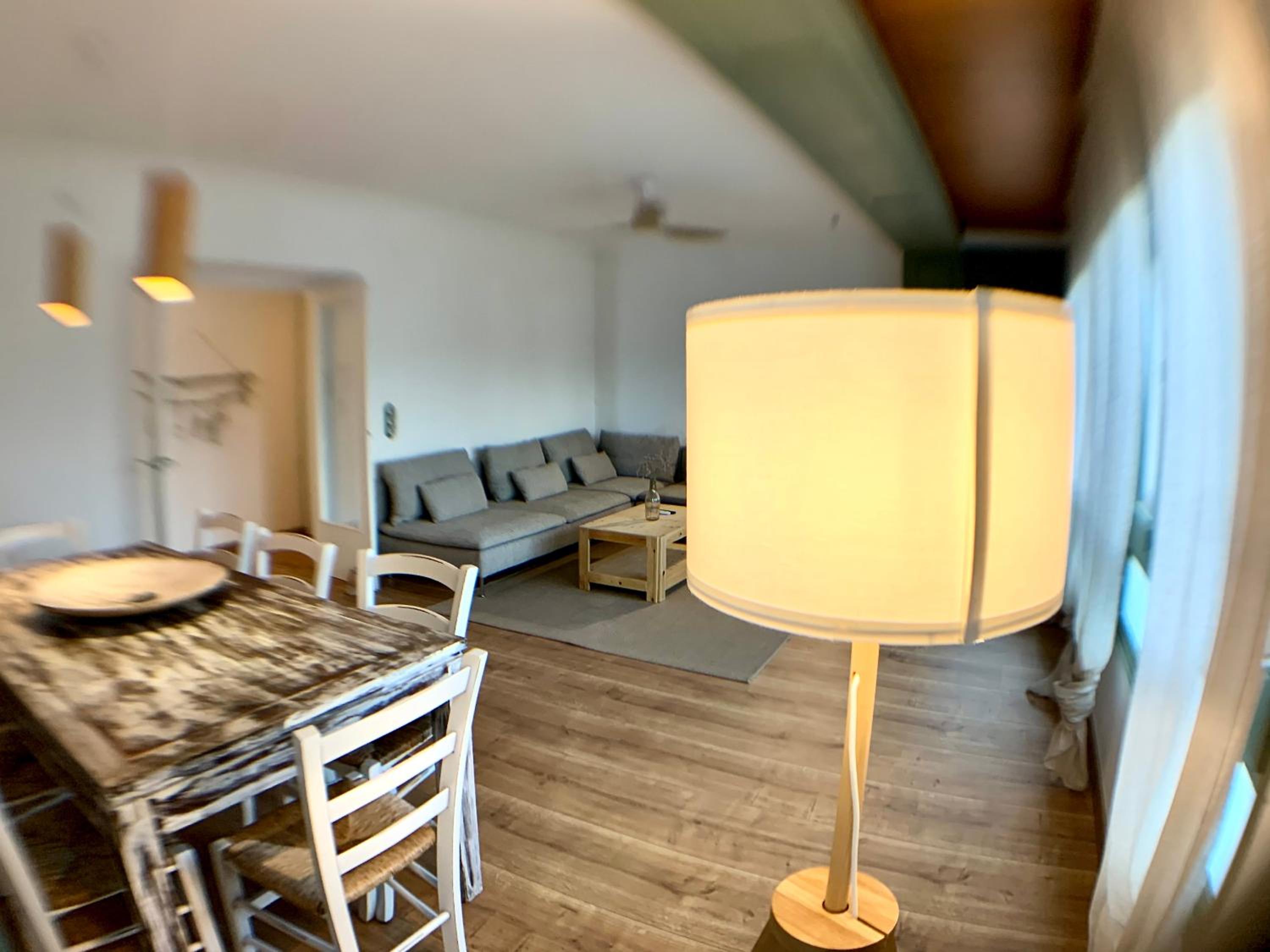 Casa de cuatro habitaciones