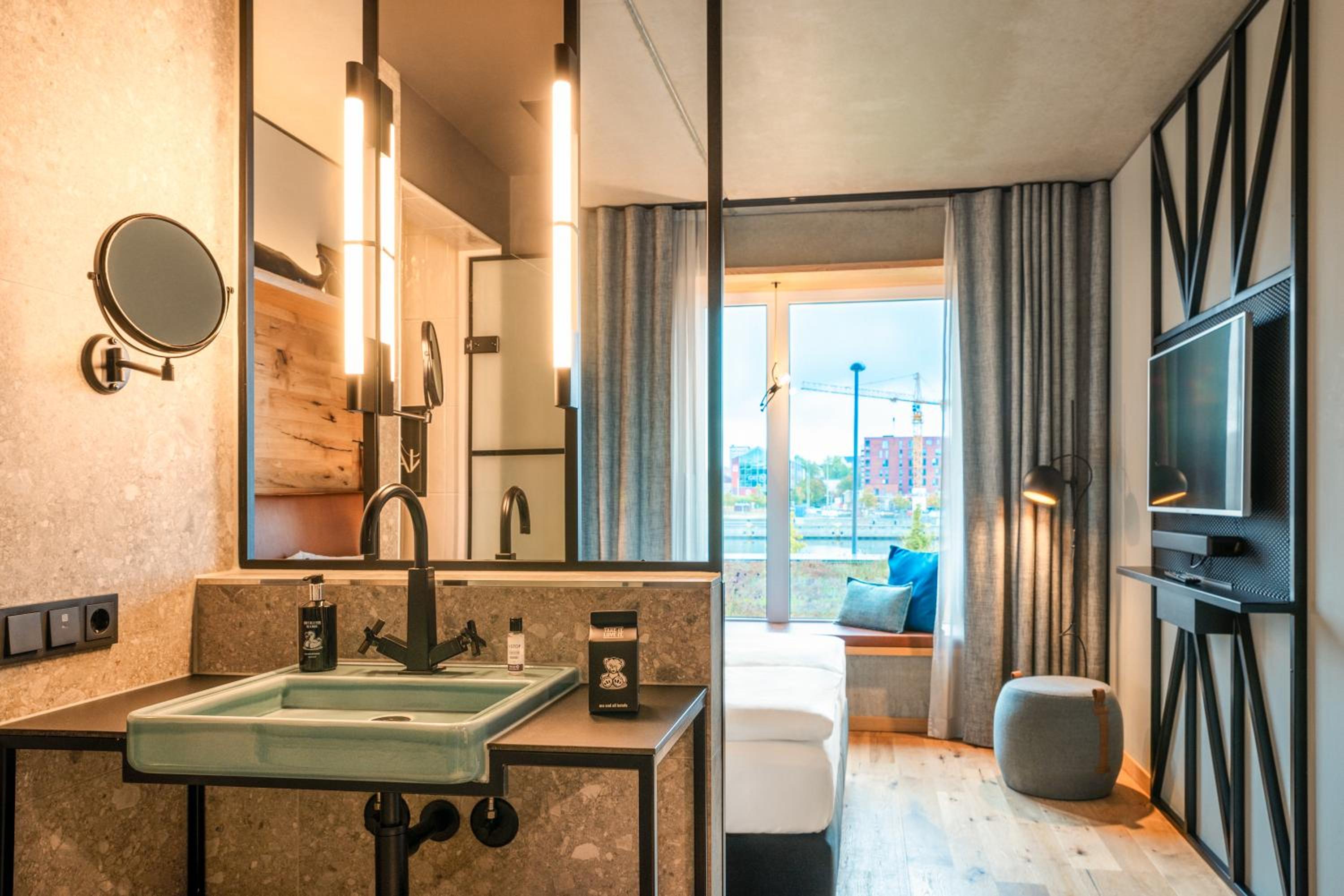 King Room with Harbor View