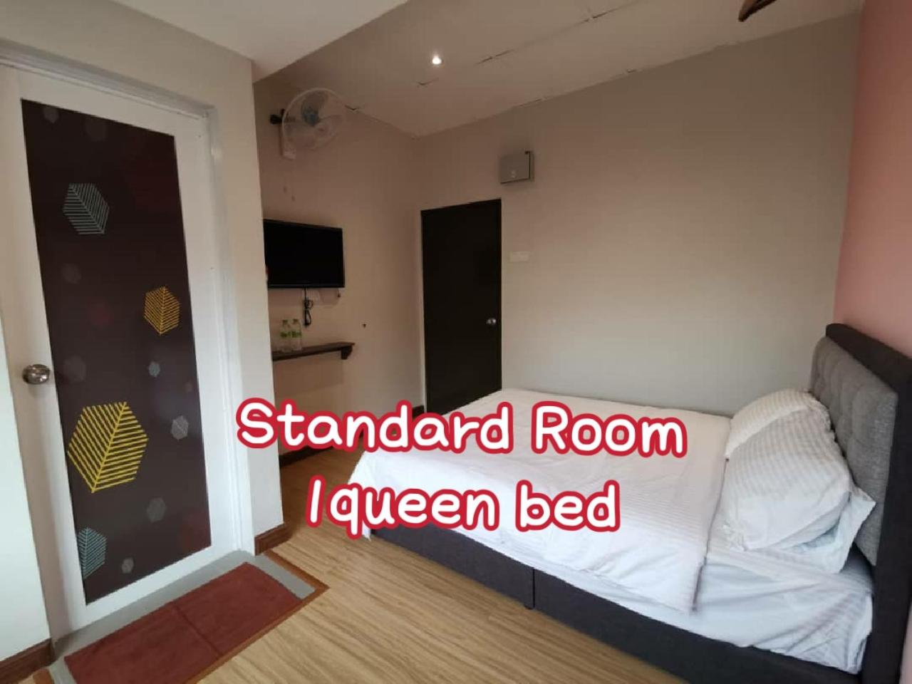 Double Room - Photo 8