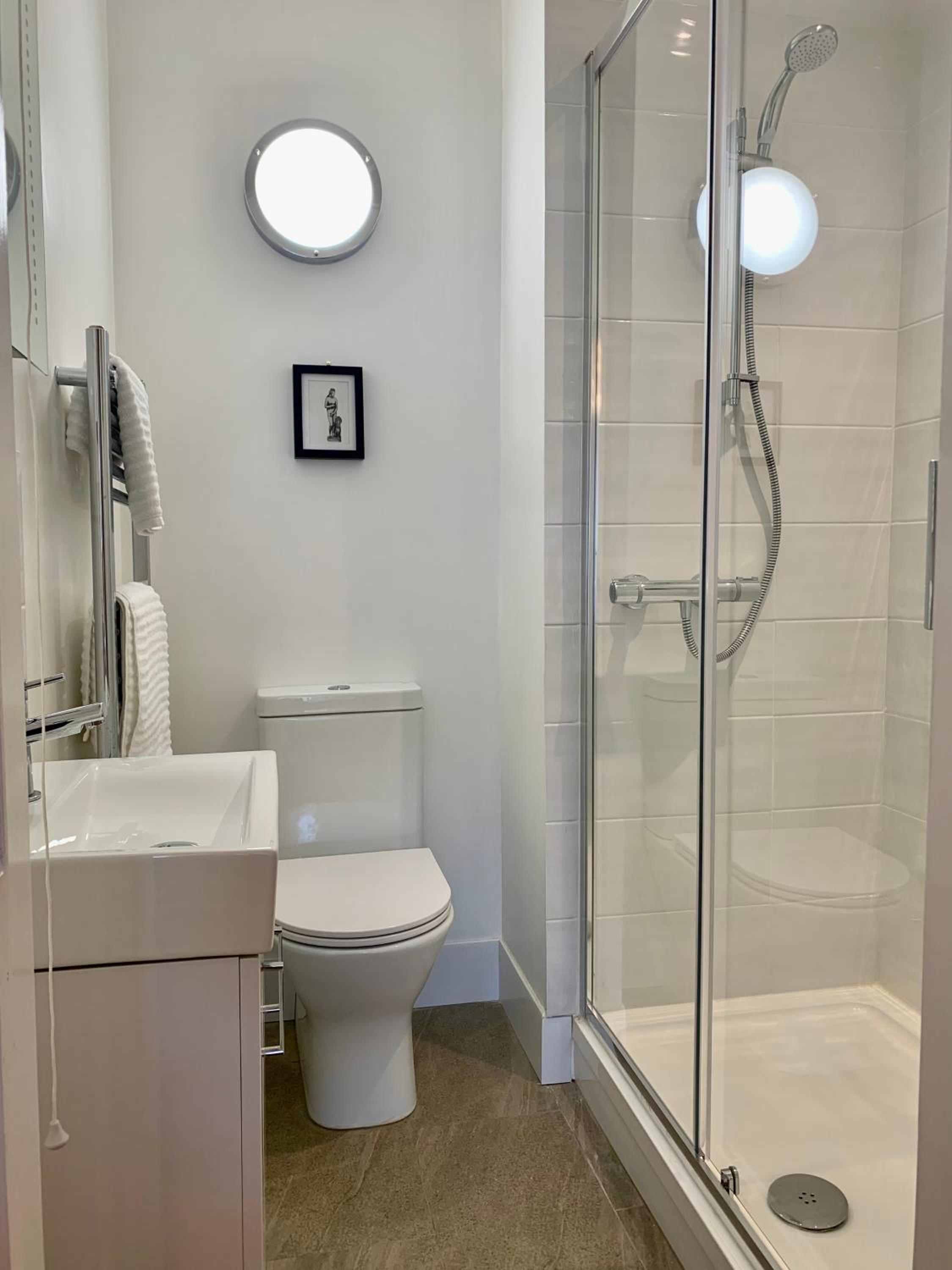 Double Room with Private Bathroom photo 3