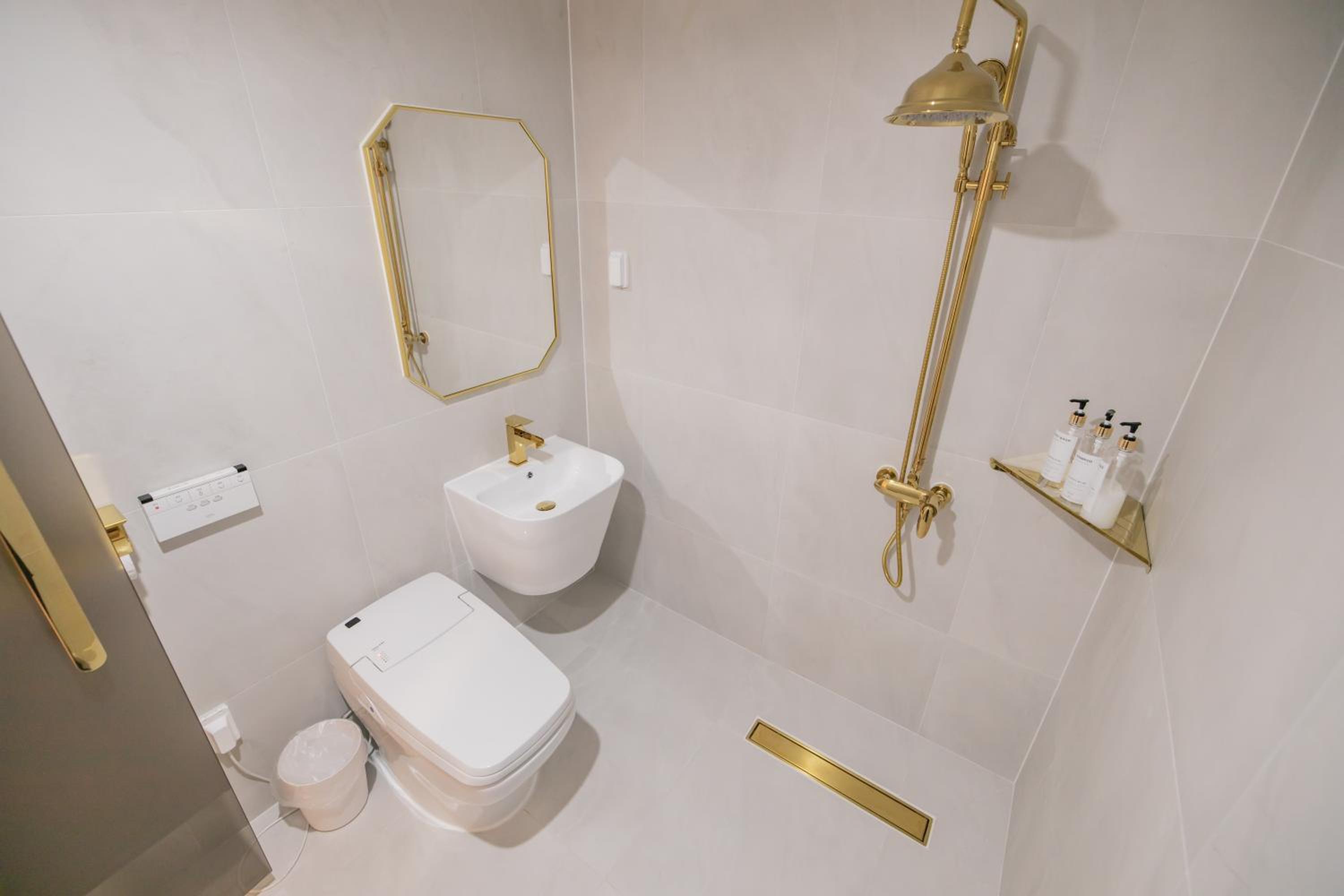 Suite with Terrace - Photo 9