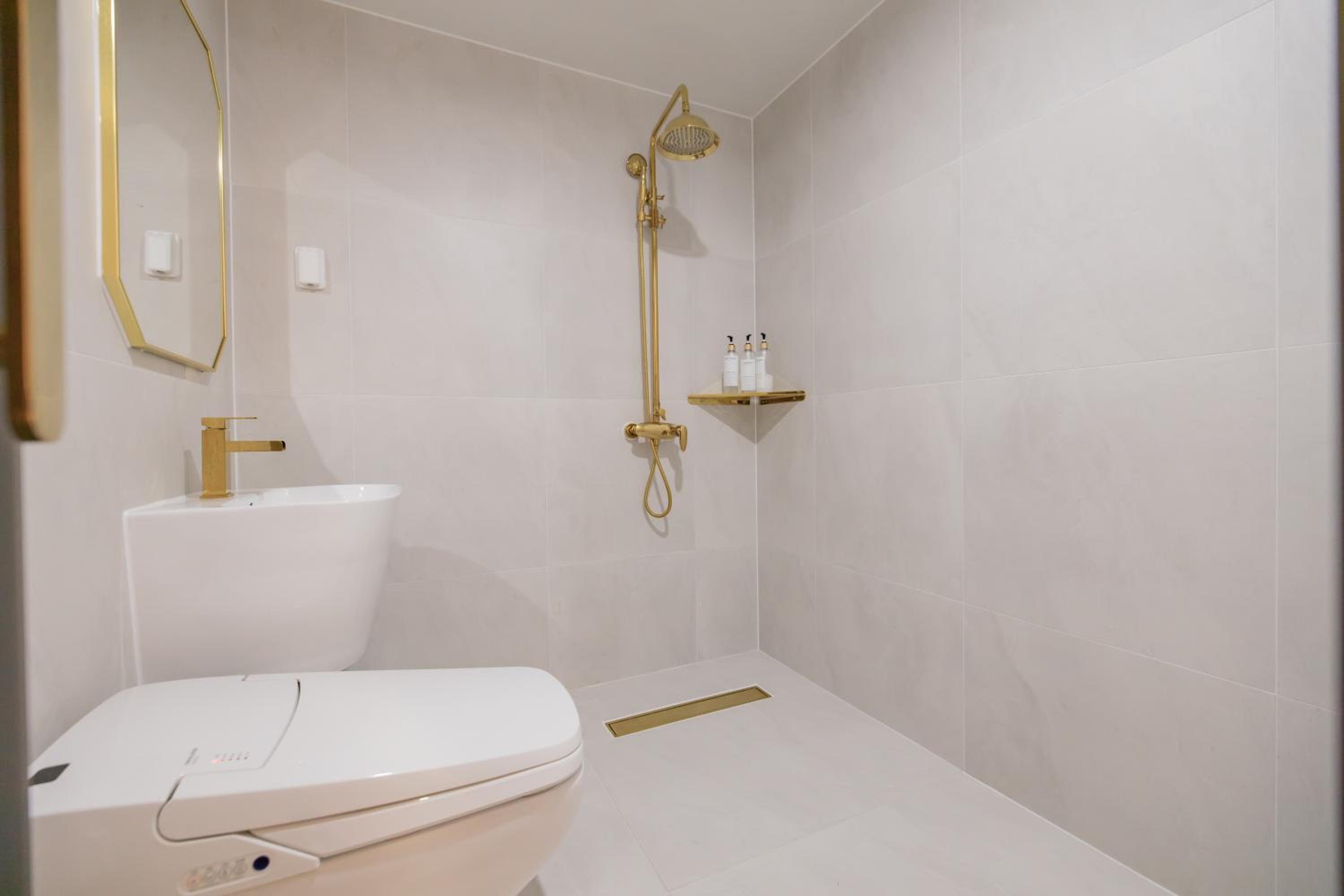 Suite with Terrace - Photo 5