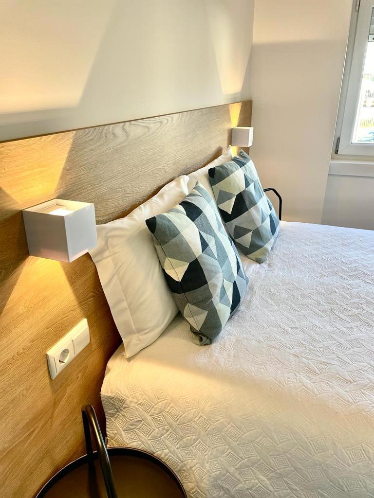 Double Room with Private Bathroom - Photo 10