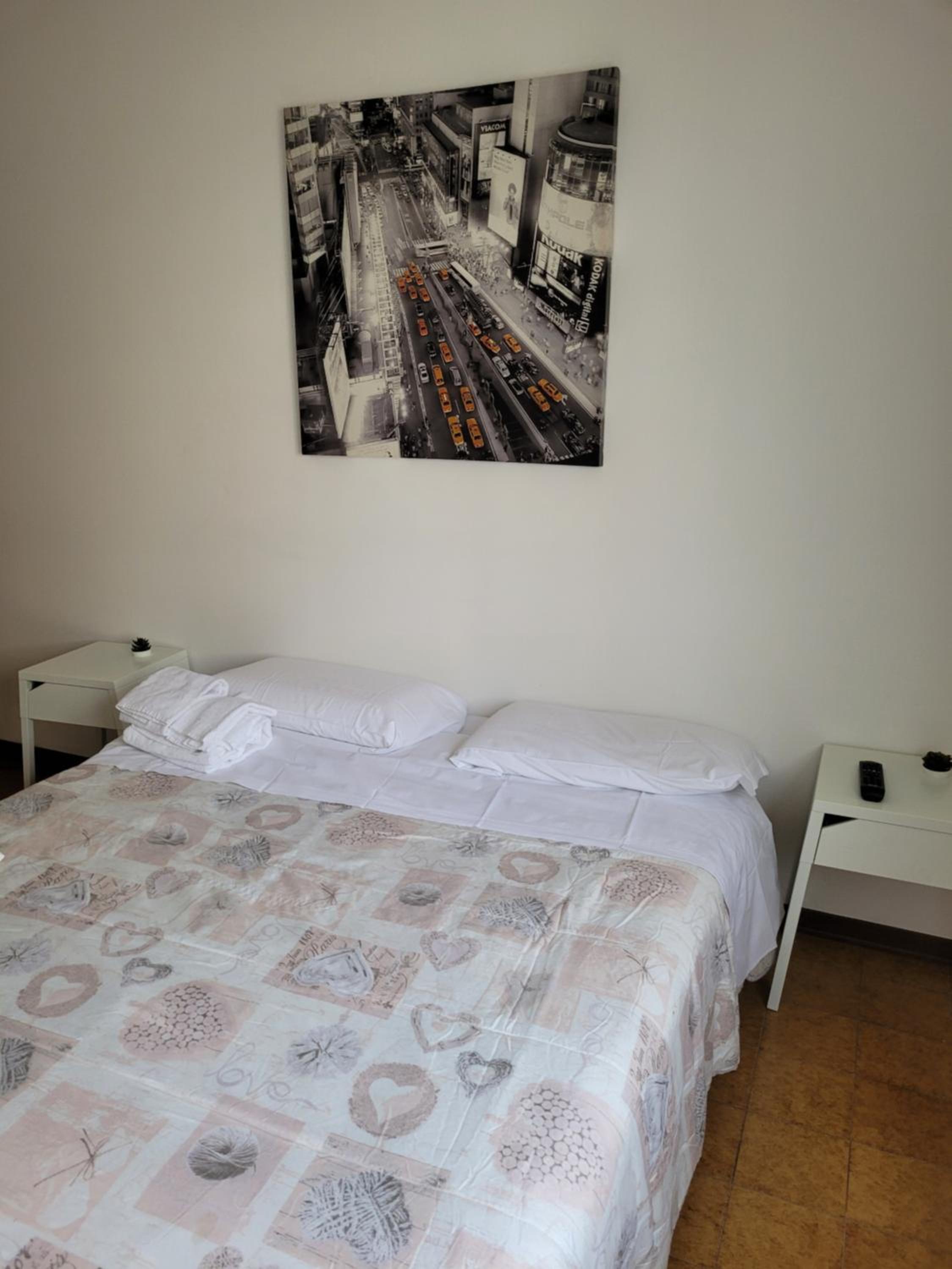 Double Room with Shared Bathroom photo 3