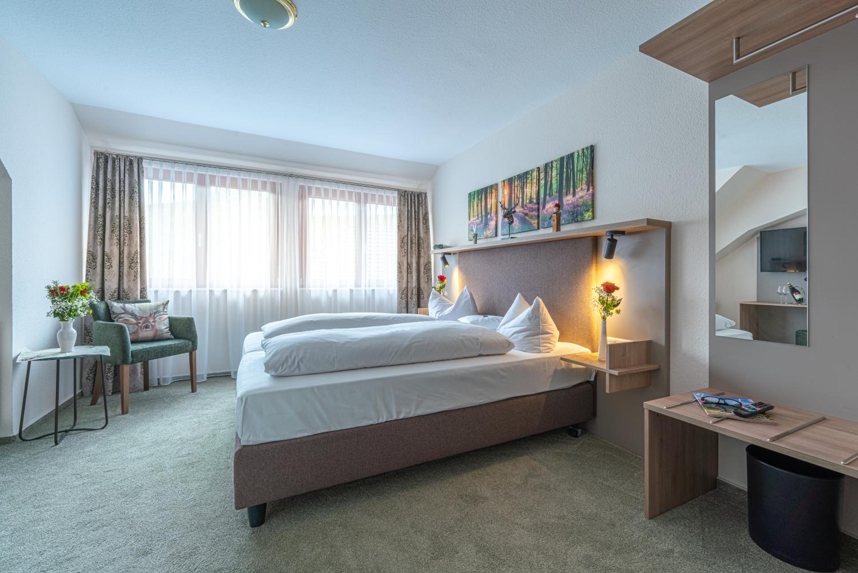 Standard Double Room - Photo 3