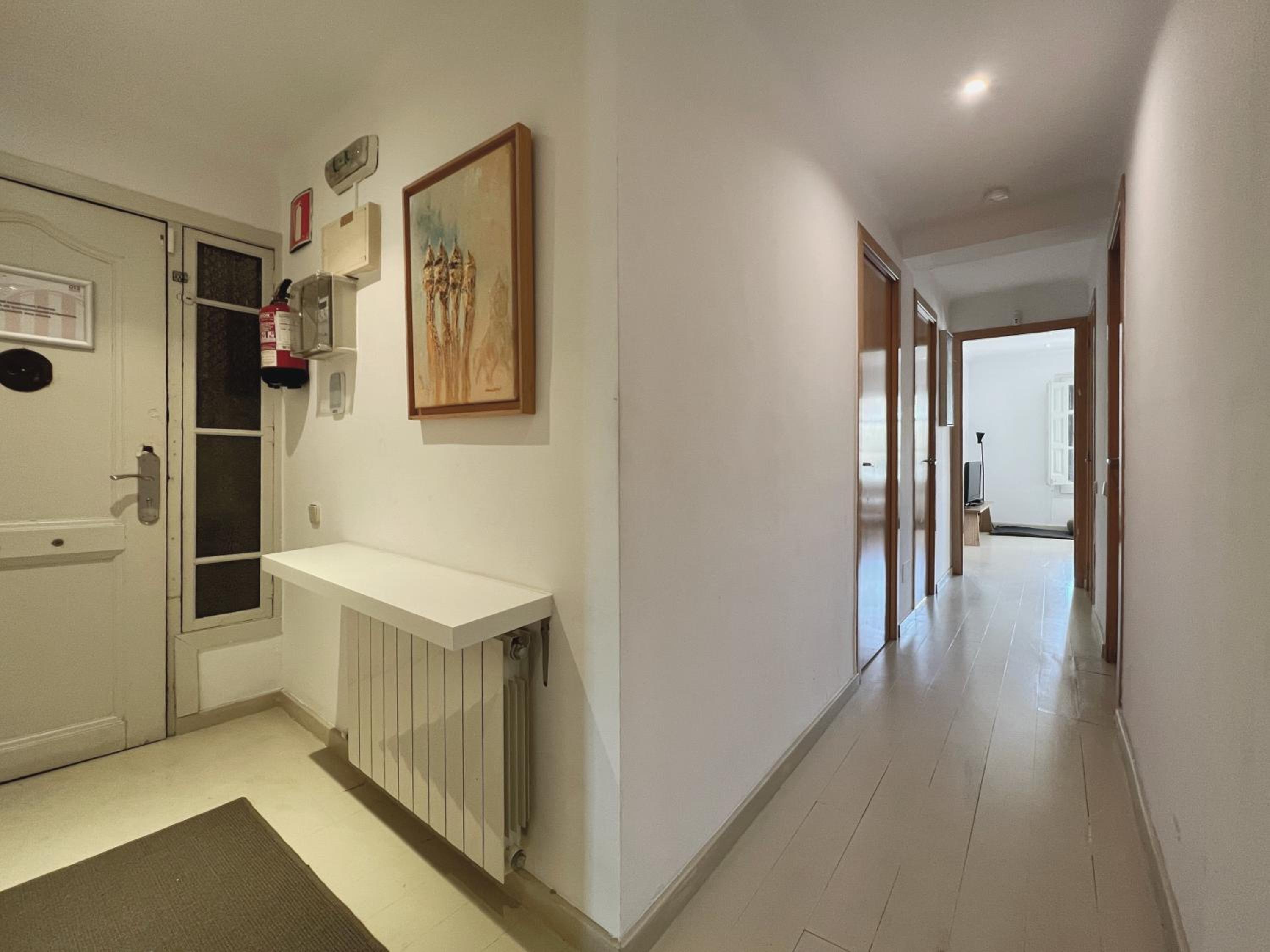 Three-Bedroom Apartment photo 2