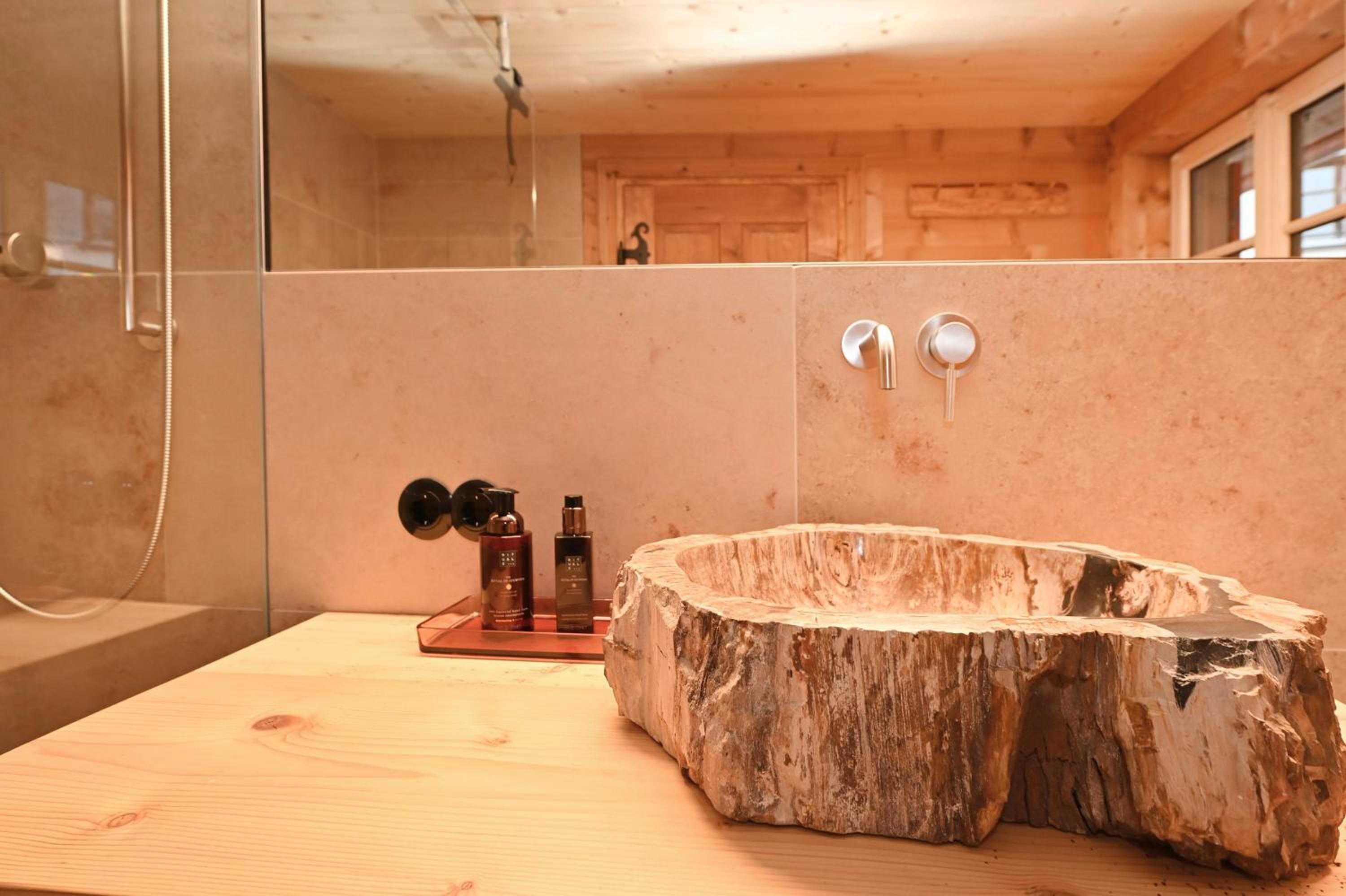 Holiday Home with Shower photo 3