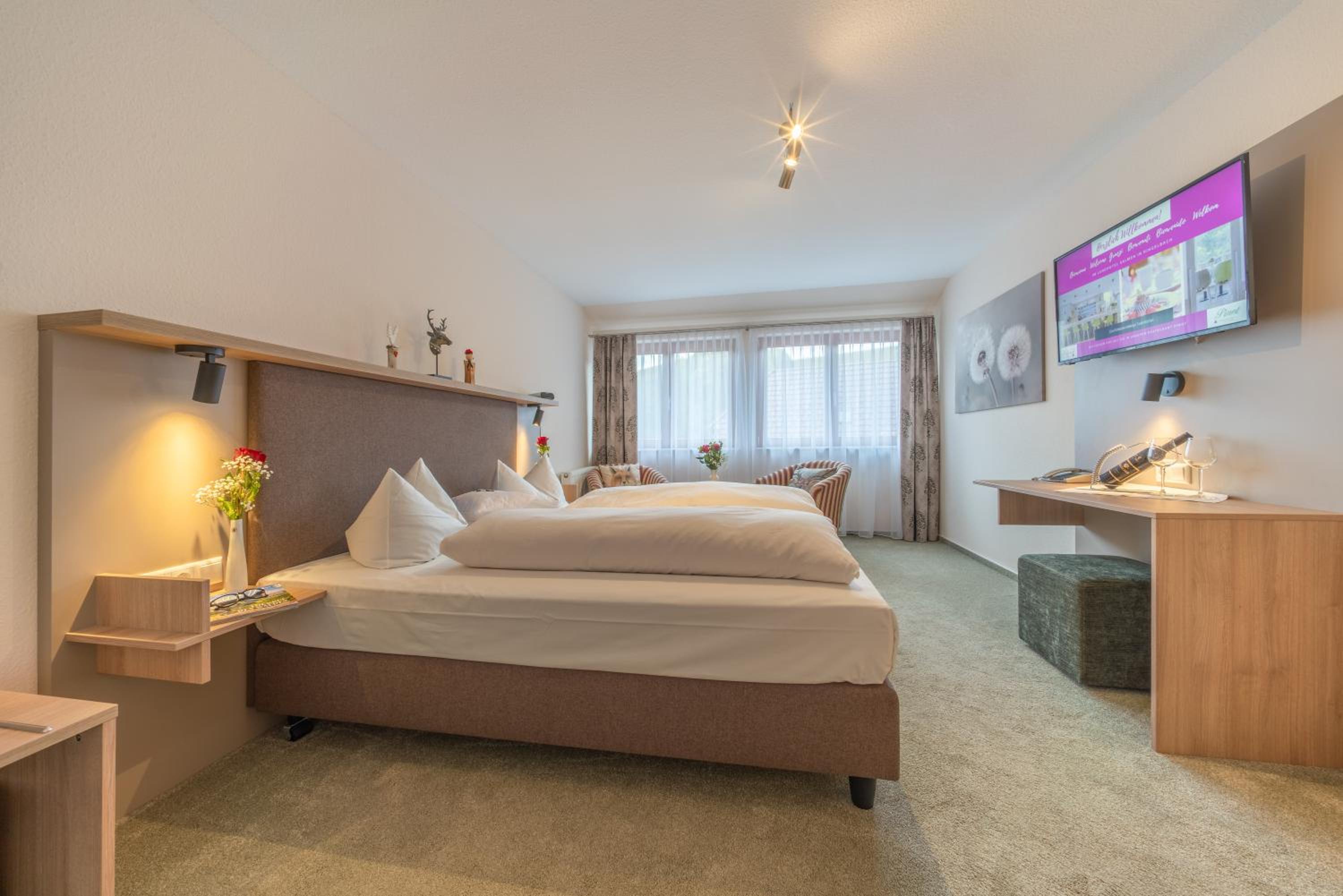 Standard Double Room - Photo 2