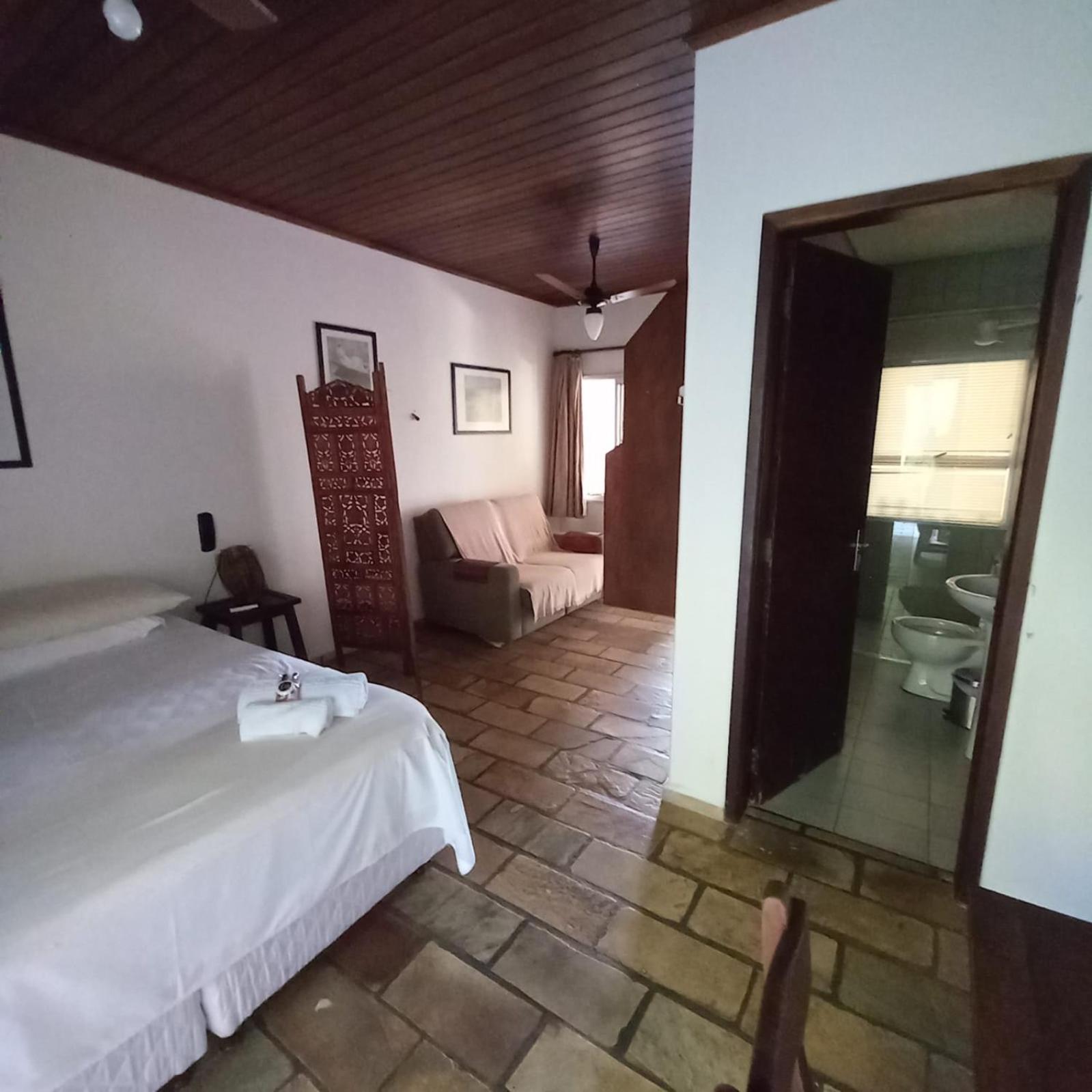 Queen Room photo 3