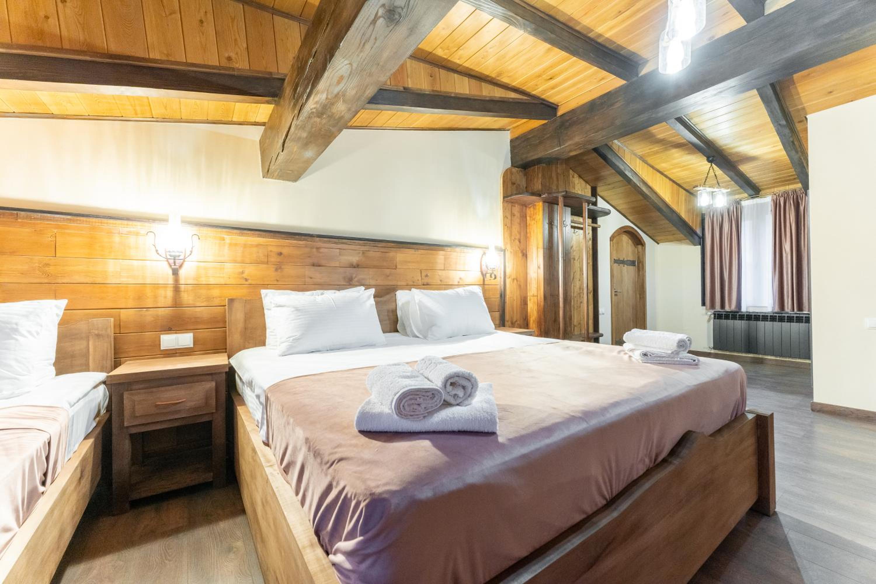 Deluxe Triple Room photo 2