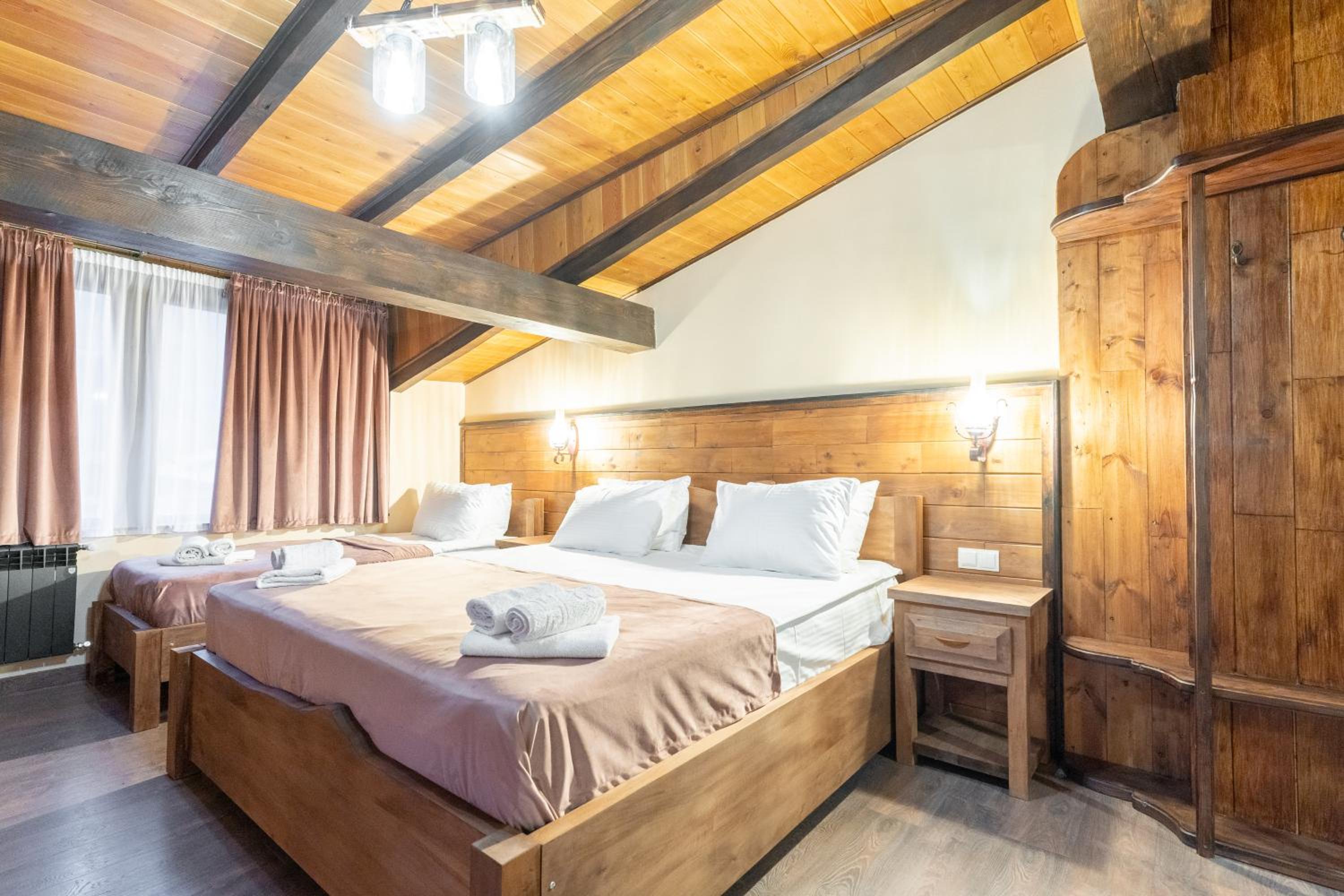 Deluxe Triple Room photo 3