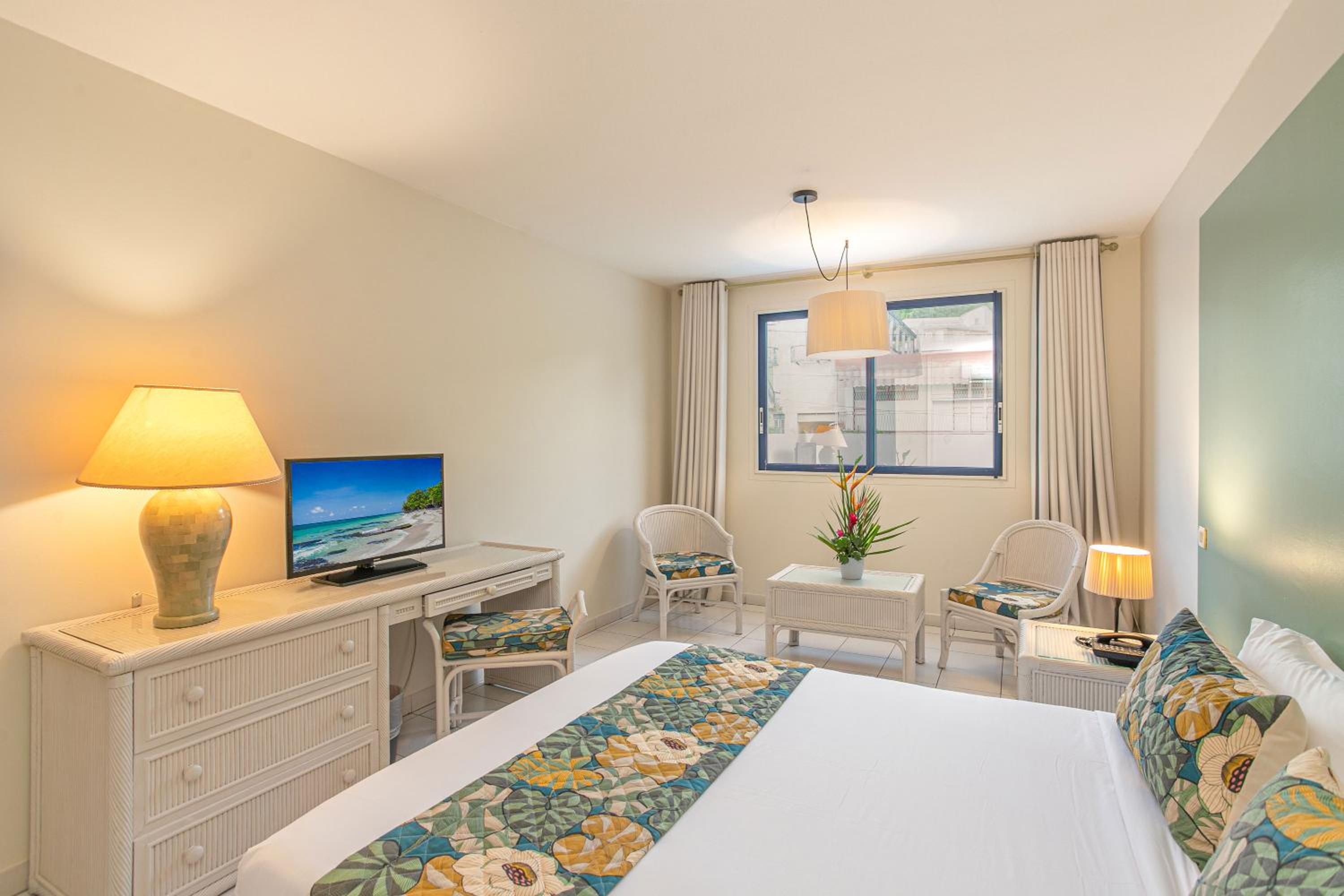 Standard Room (no elevator) - Photo 1