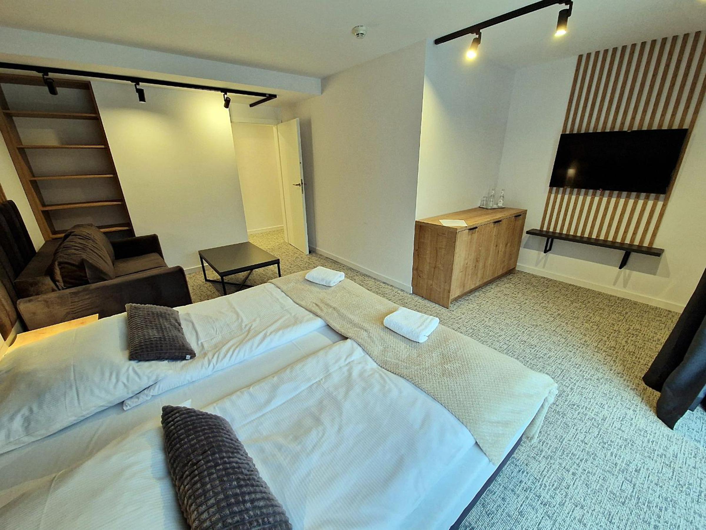 Studio (4 Adults) - Photo 3