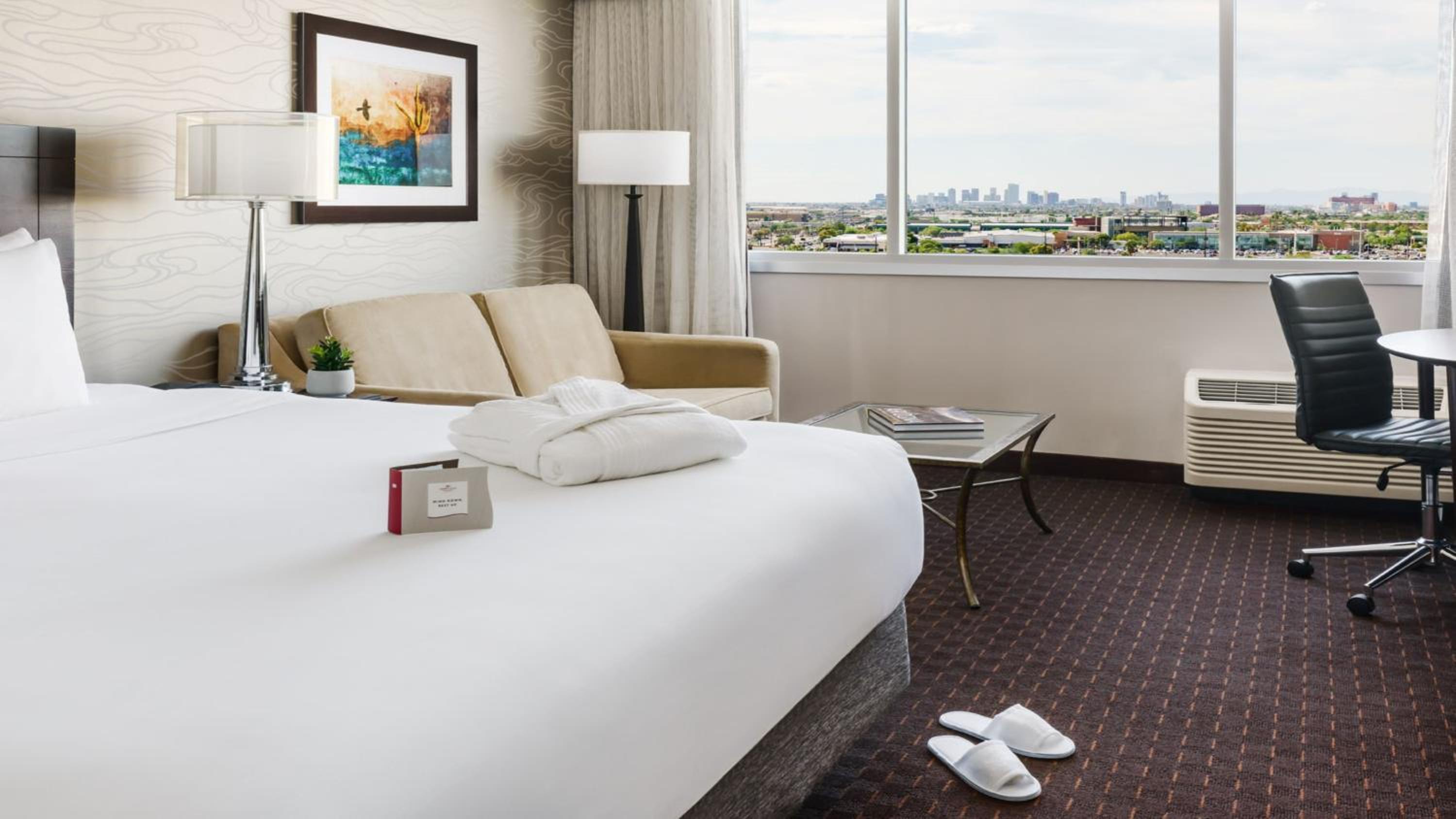 Executive King Suite - Photo 1