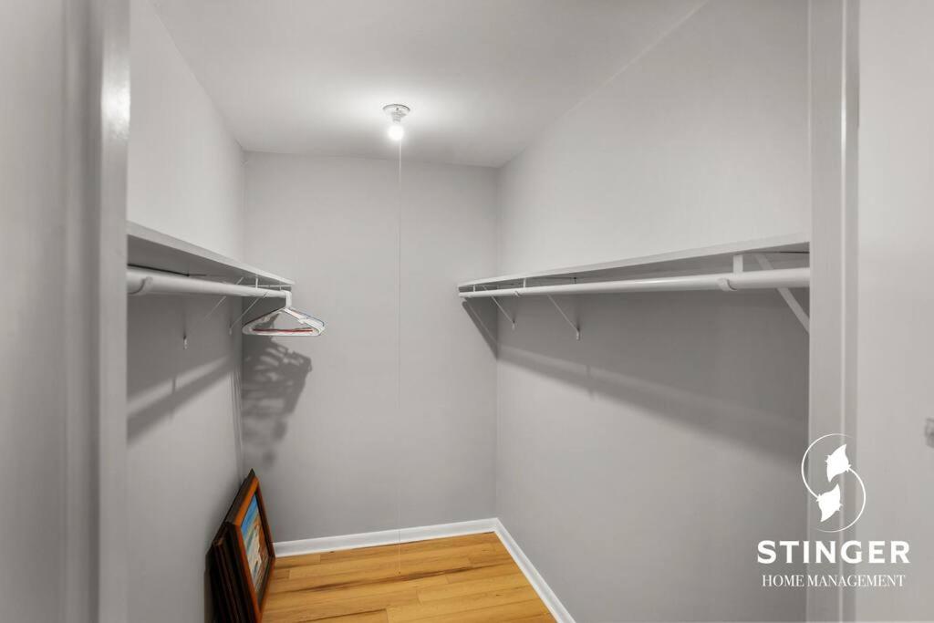 Three-Bedroom House photo 3