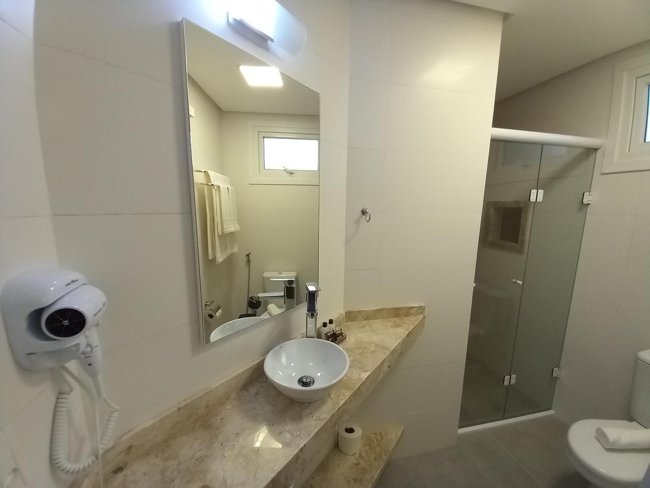 Deluxe Double Room (2 Adults + 1 Child) photo 3