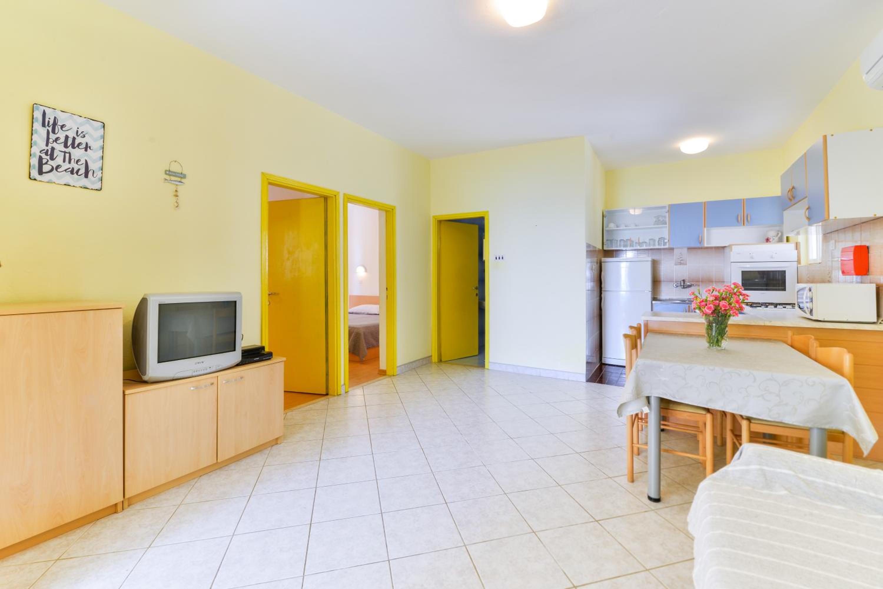 Two Bedroom Apartment with Terrace photo 2