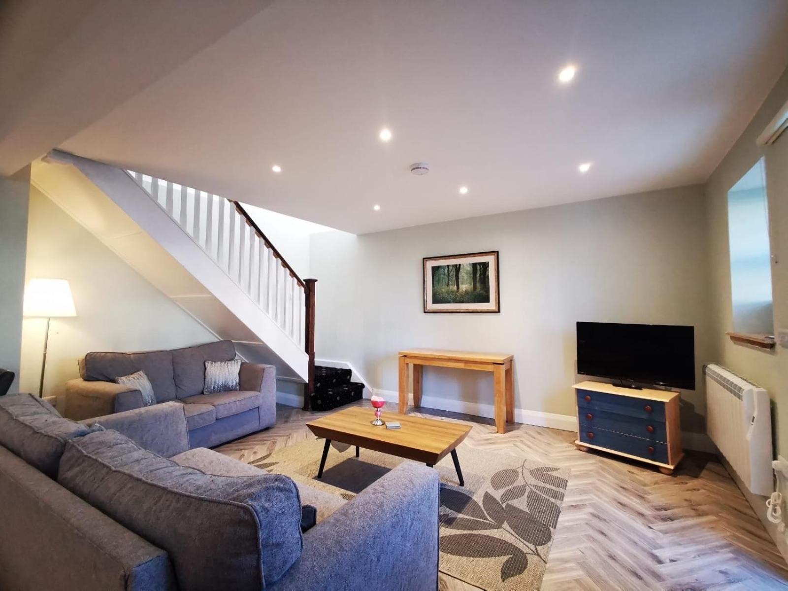 Three-Bedroom House photo 1