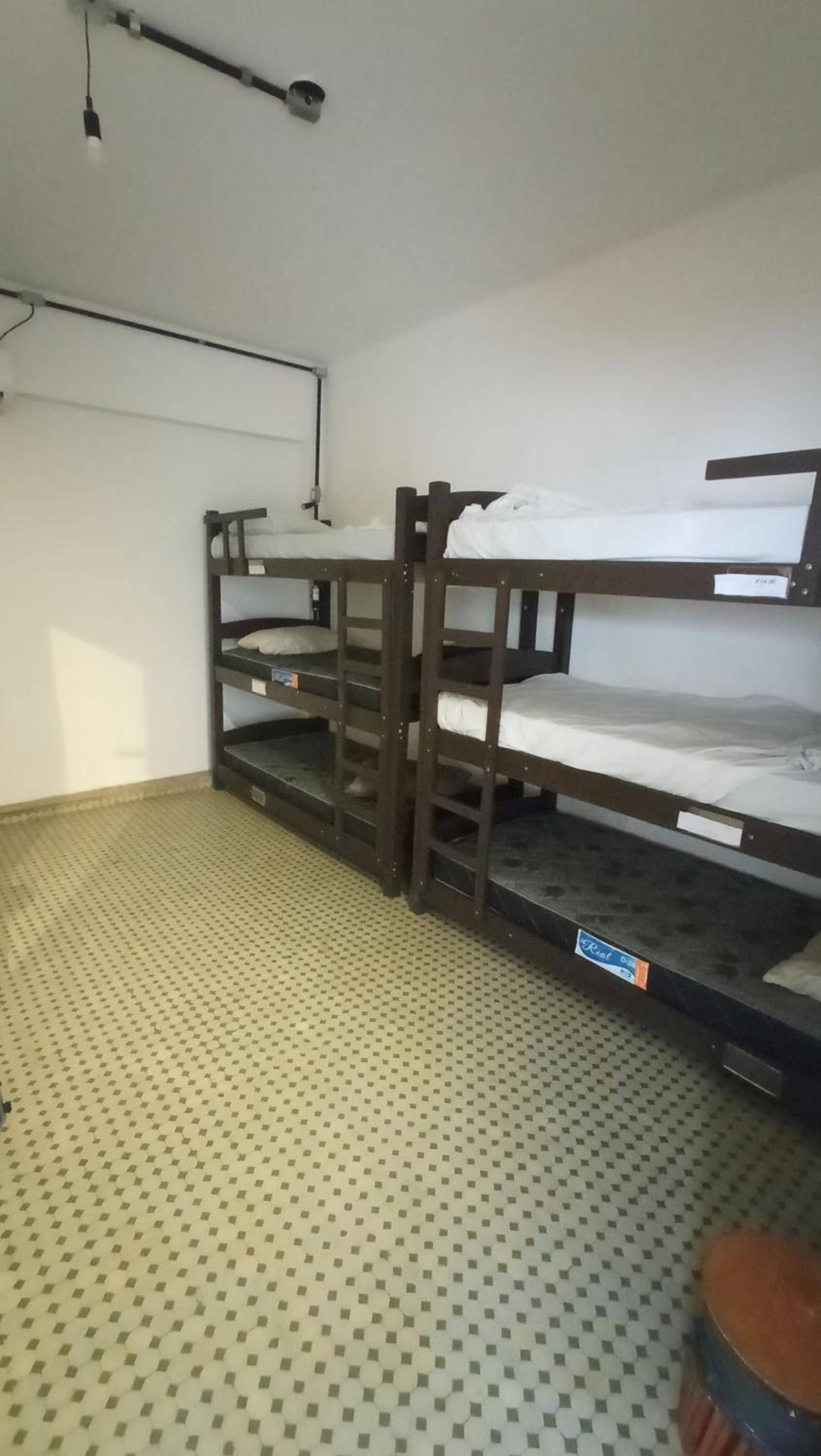 Bed in 6-Bed Male Dormitory Room photo 1