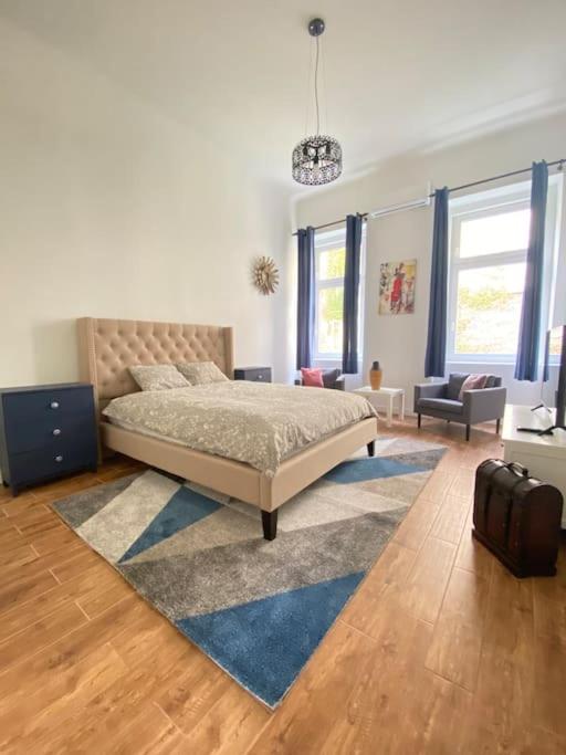 Two-Bedroom Apartment - Photo 1
