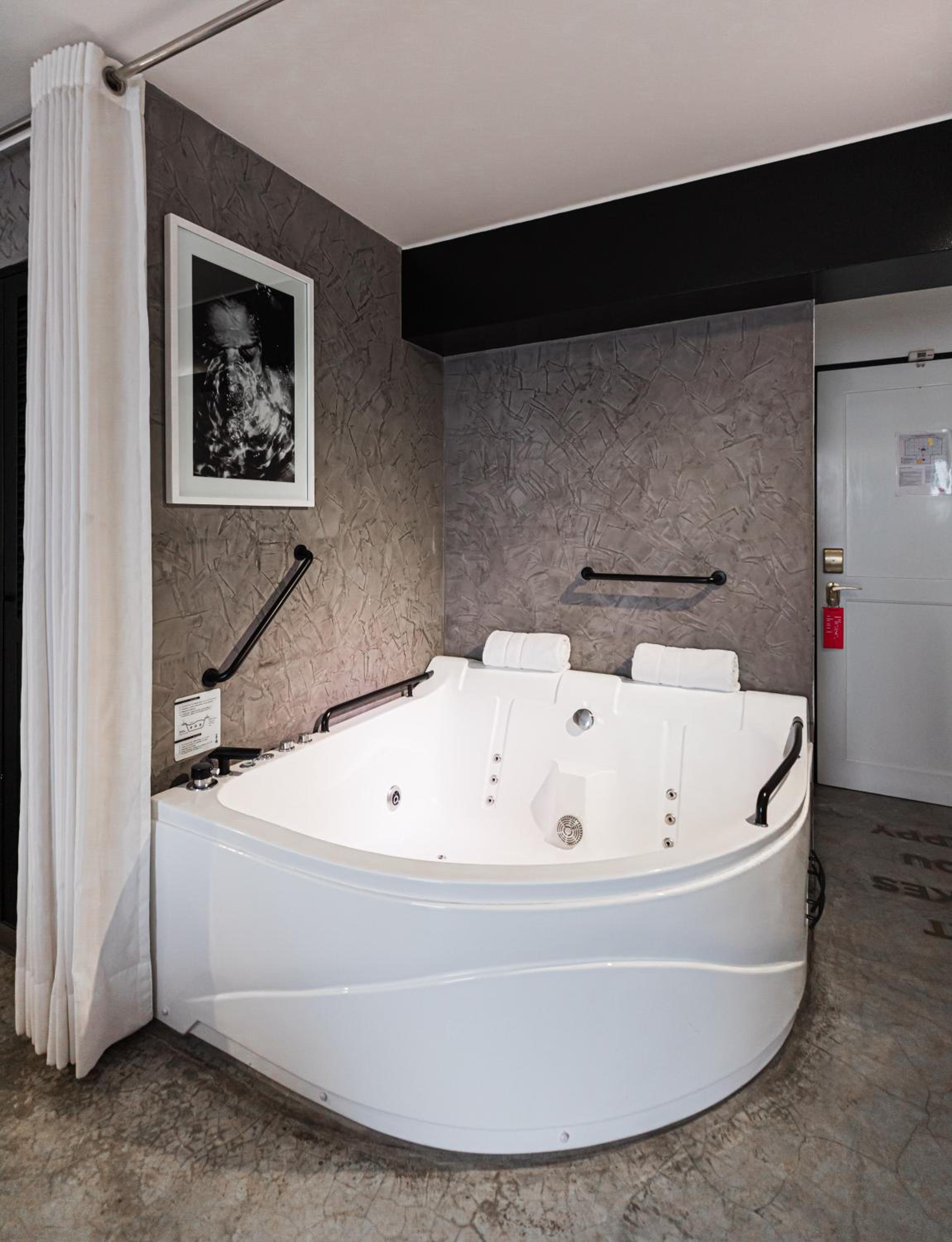 Executive Double Room - Photo 4