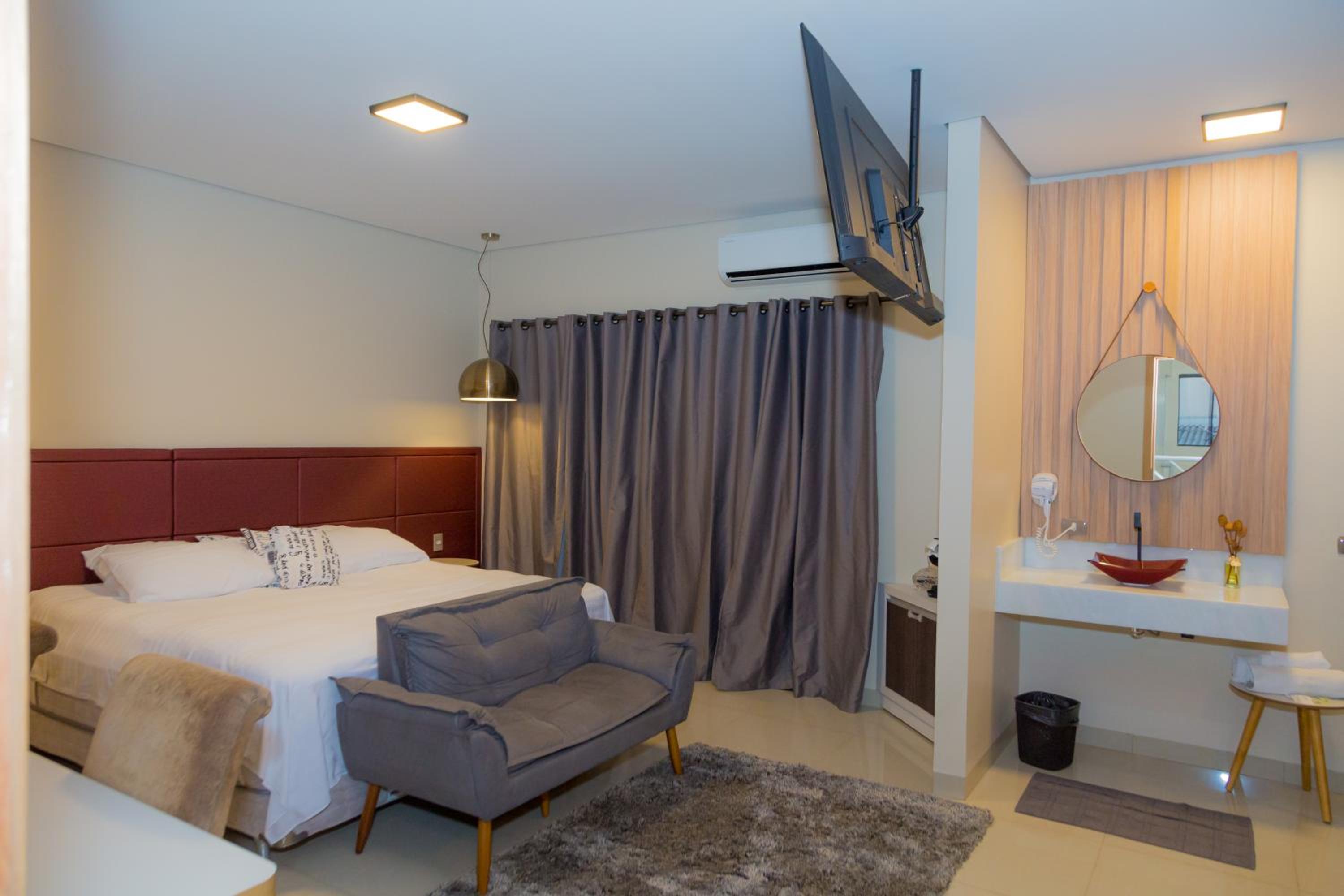 King Suite with Spa Bath photo 1