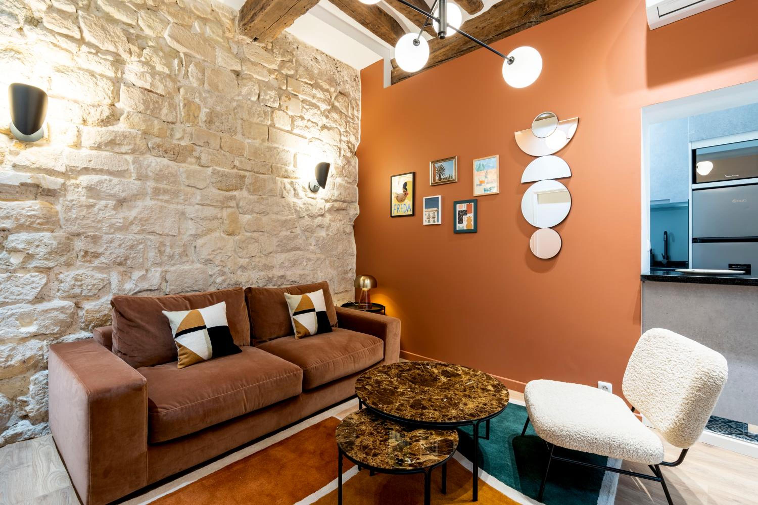Apartment - Ground Floor photo 1