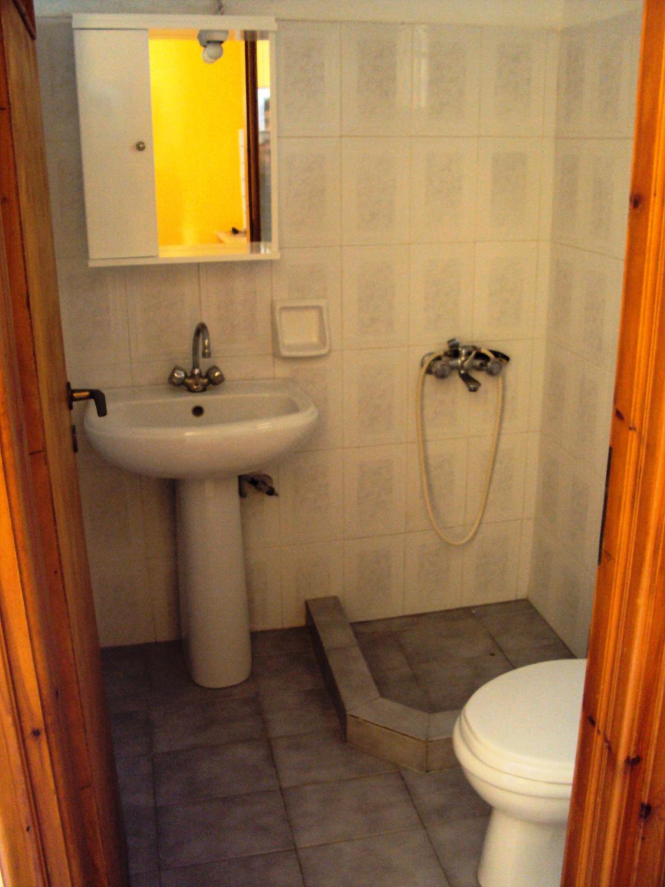 Double or Twin Room - Photo 2