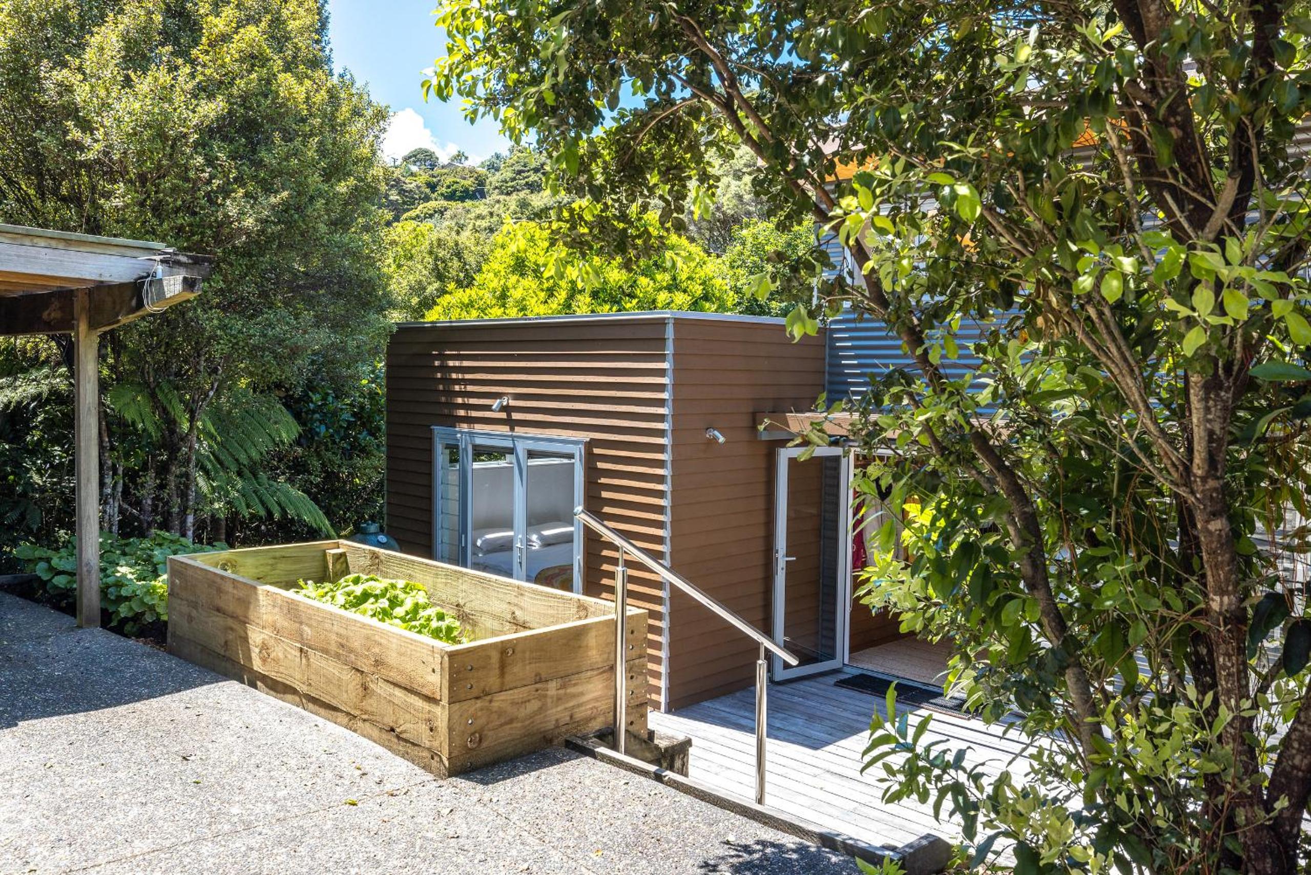 Two-Bedroom House photo 2
