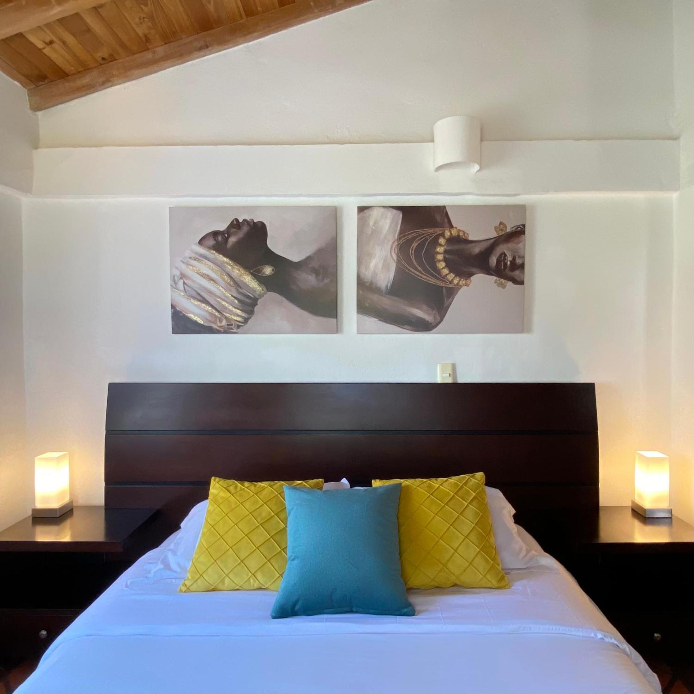 Deluxe Double Room with Bath photo 1