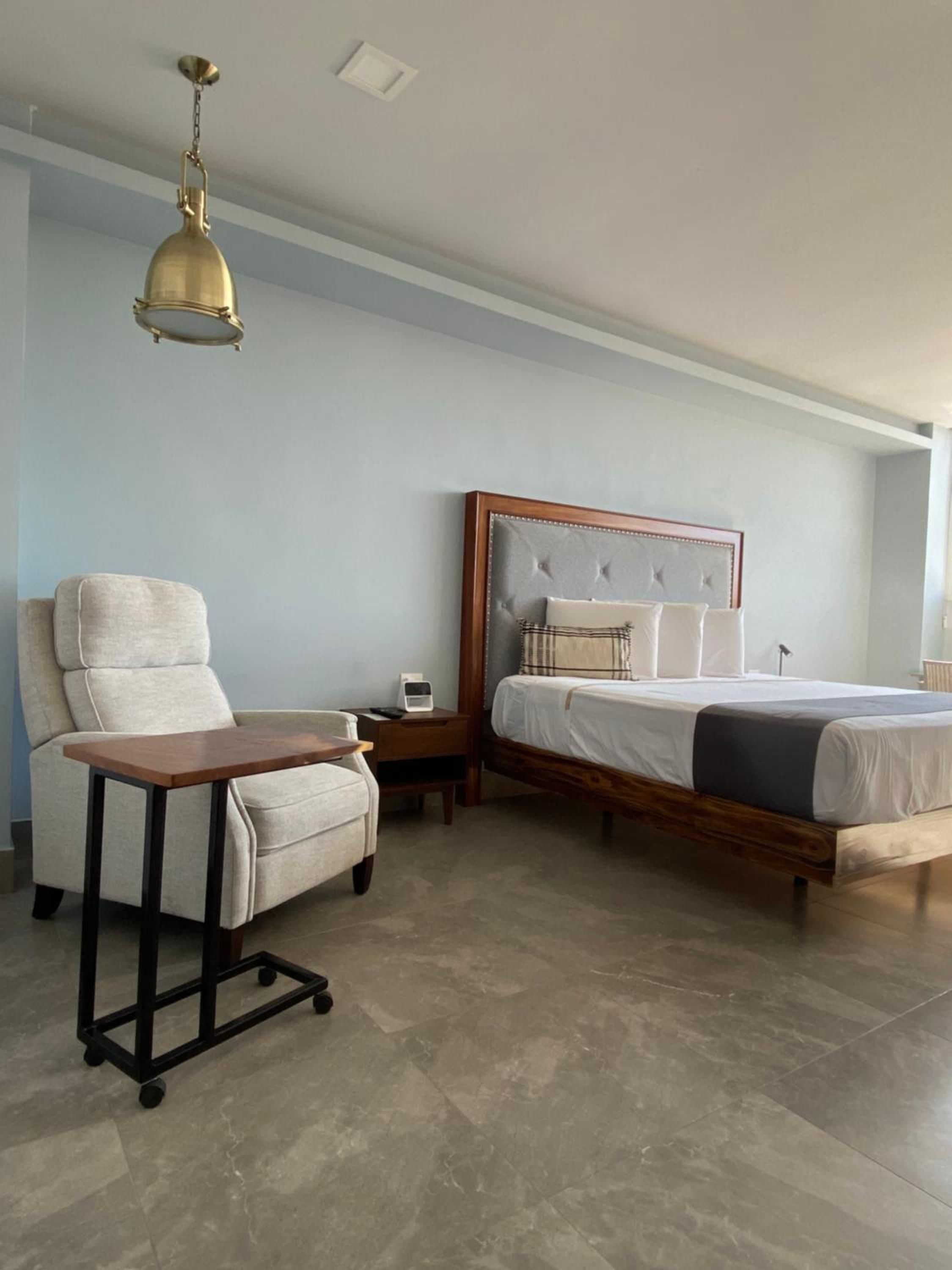 Superior King Room photo 1