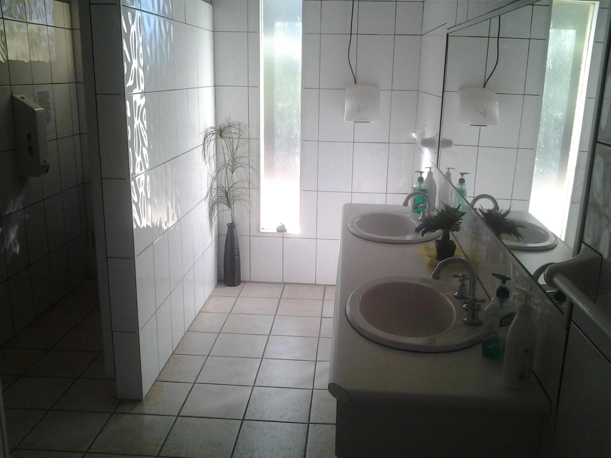 Double or Twin Room with Shared Bathroom photo 3