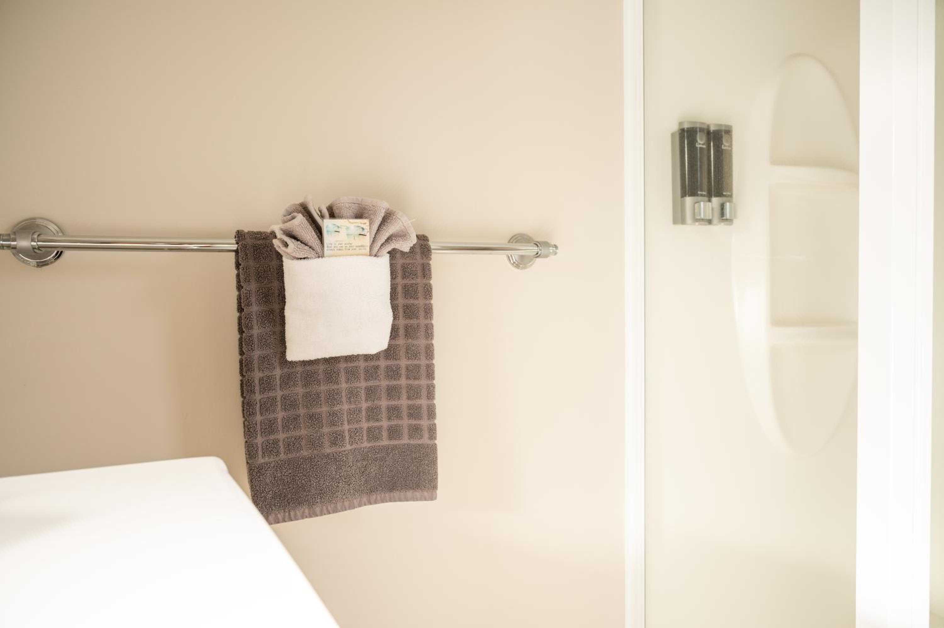 Superior Suite - Photo 27
