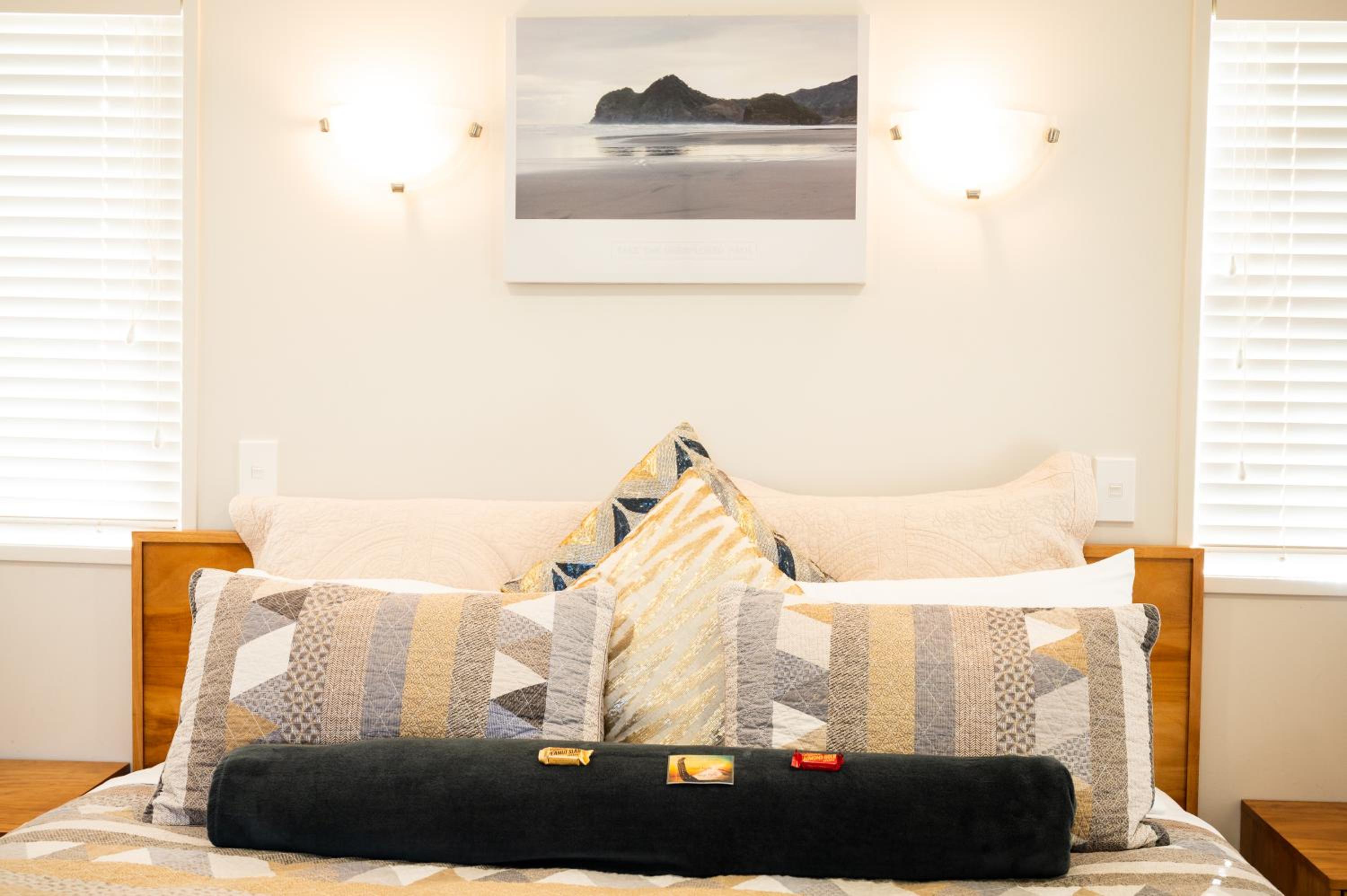Superior Suite - Photo 15